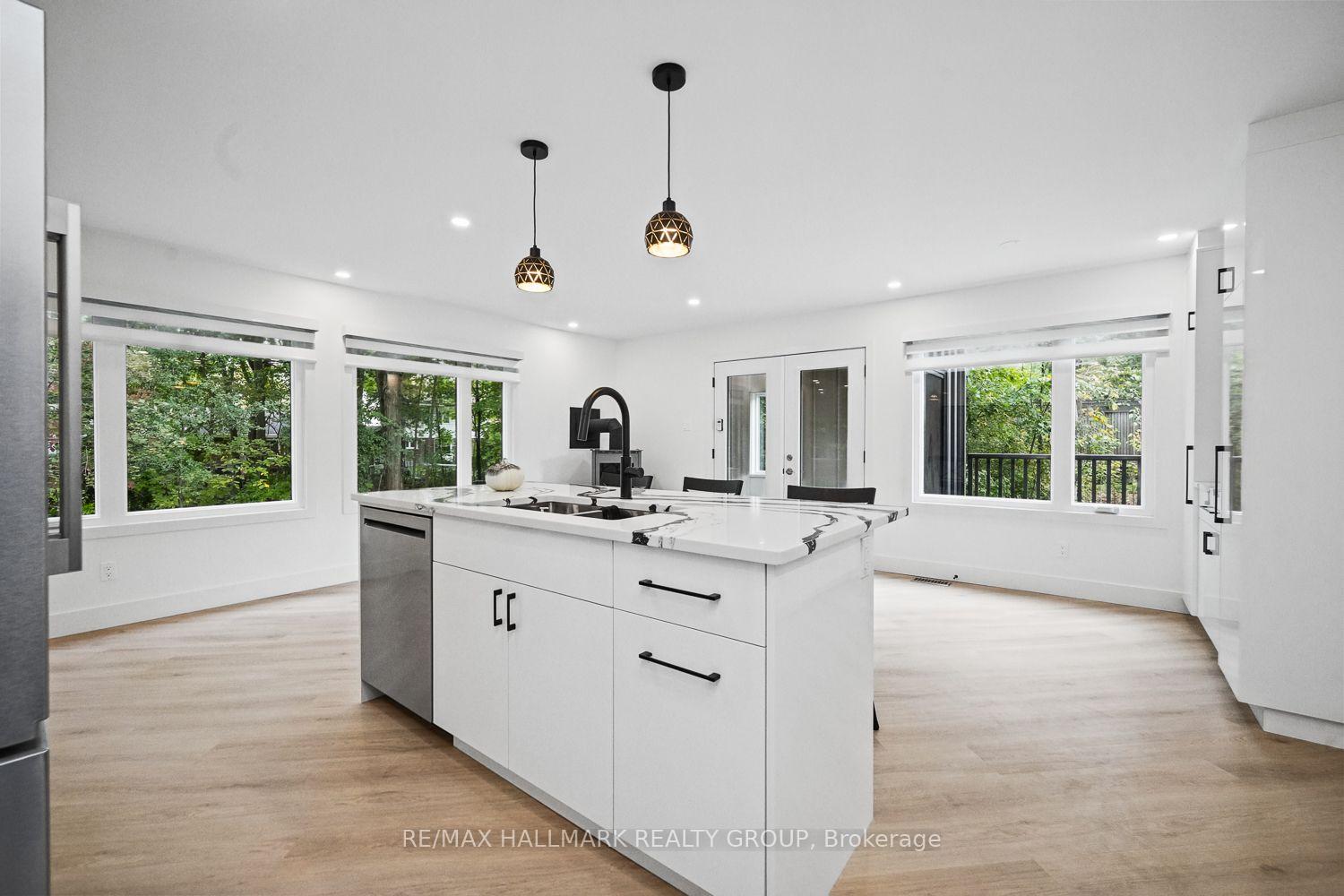Photo 12 of 14 Kaymar Drive, Ottawa, Beacon Hill North — HOMEH