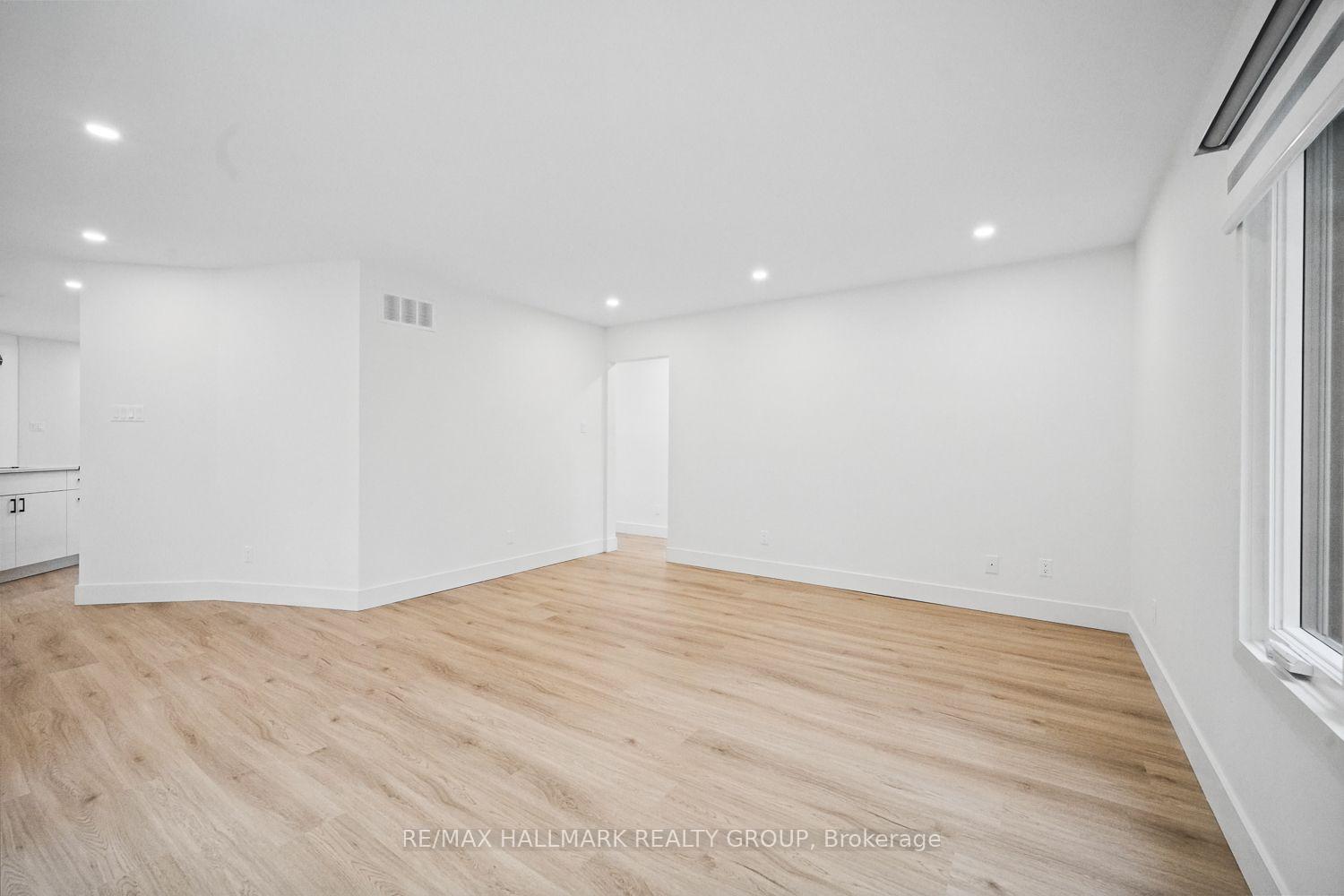 Photo 19 of 14 Kaymar Drive, Ottawa, Beacon Hill North — HOMEH