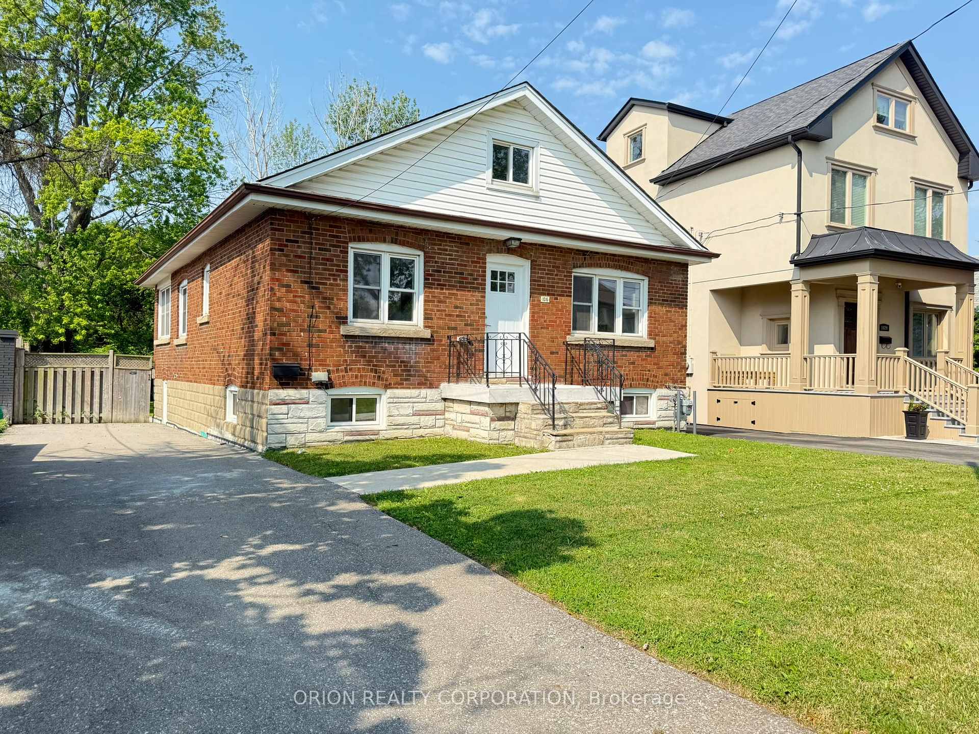 Photo 2 of 1016 Haig Boulevard, Mississauga, Lakeview — HOMEH