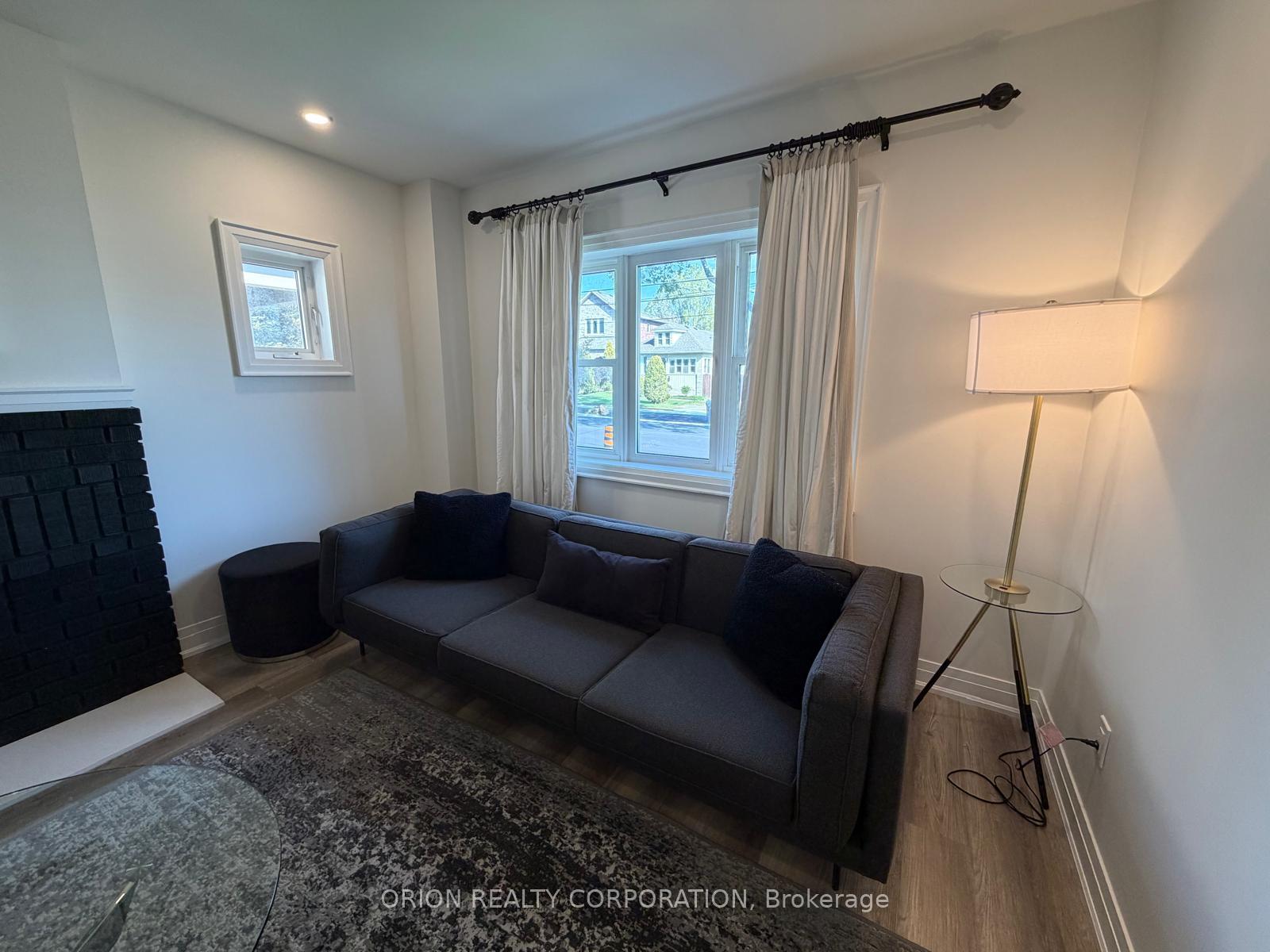 Photo 8 of 1016 Haig Boulevard, Mississauga, Lakeview — HOMEH