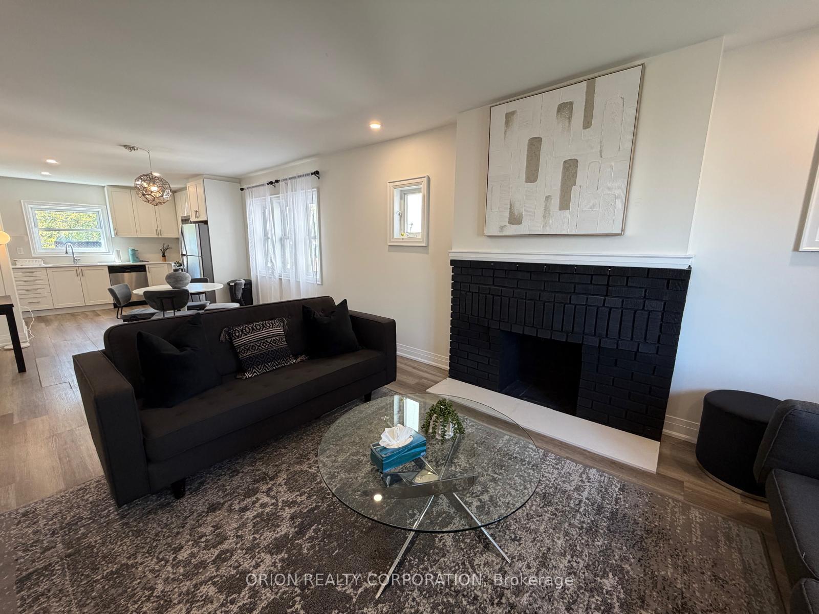 Photo 9 of 1016 Haig Boulevard, Mississauga, Lakeview — HOMEH