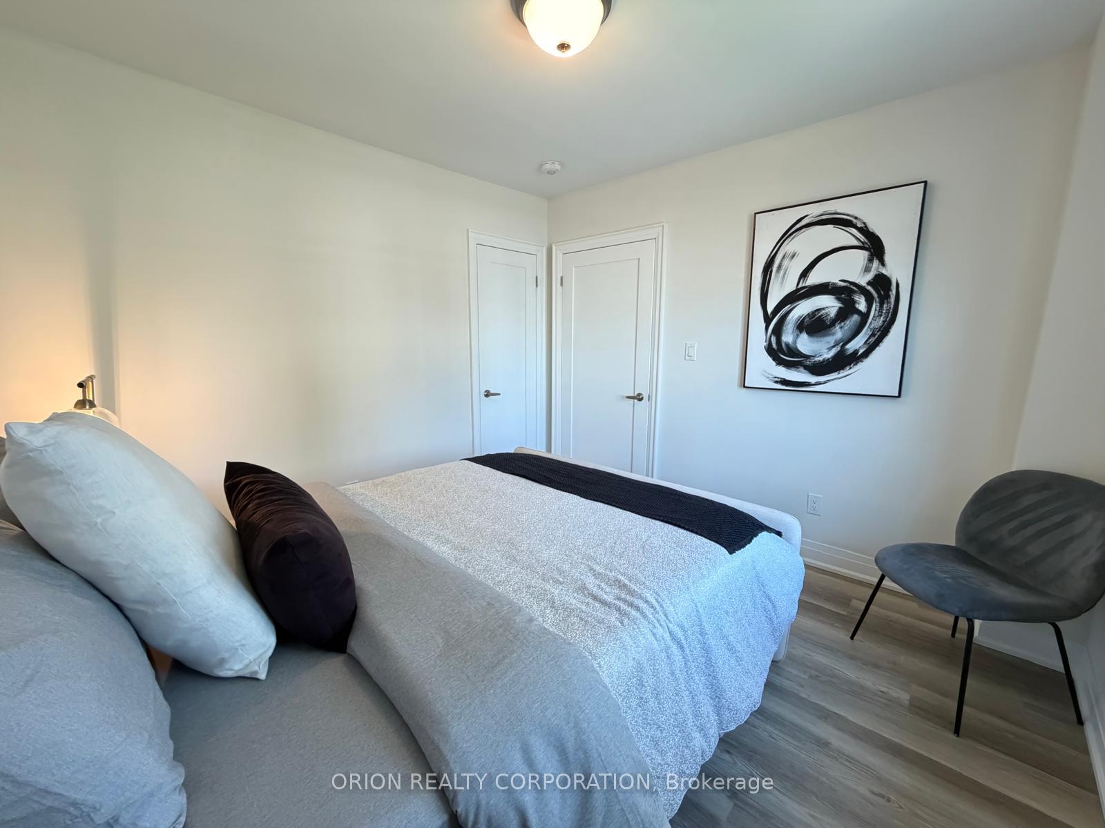 Photo 18 of 1016 Haig Boulevard, Mississauga, Lakeview — HOMEH