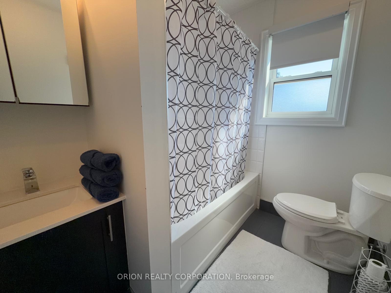 Photo 19 of 1016 Haig Boulevard, Mississauga, Lakeview — HOMEH