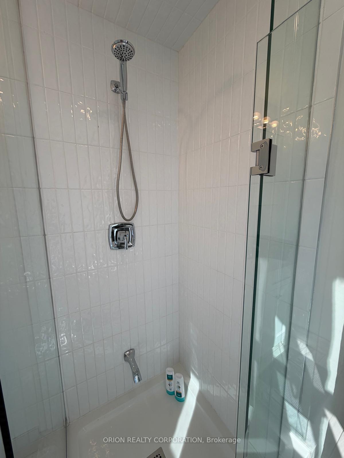 Photo 28 of 1016 Haig Boulevard, Mississauga, Lakeview — HOMEH