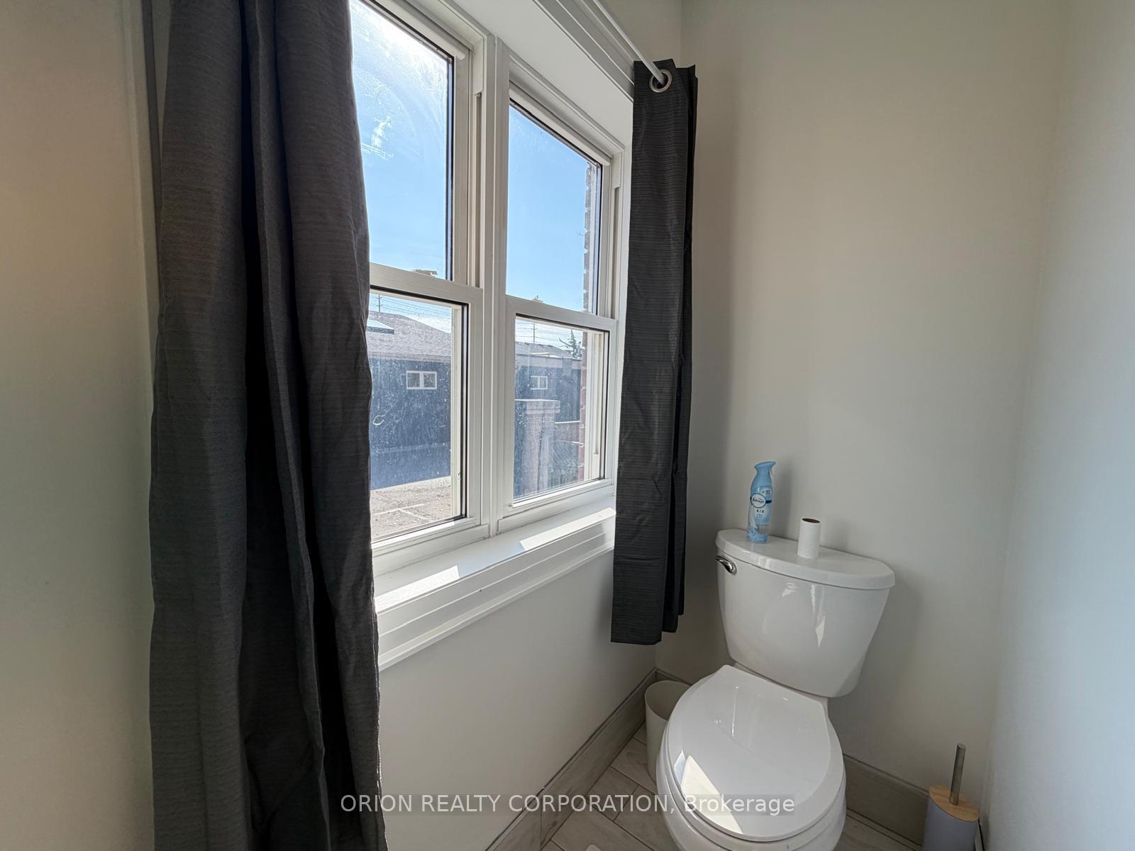 Photo 29 of 1016 Haig Boulevard, Mississauga, Lakeview — HOMEH