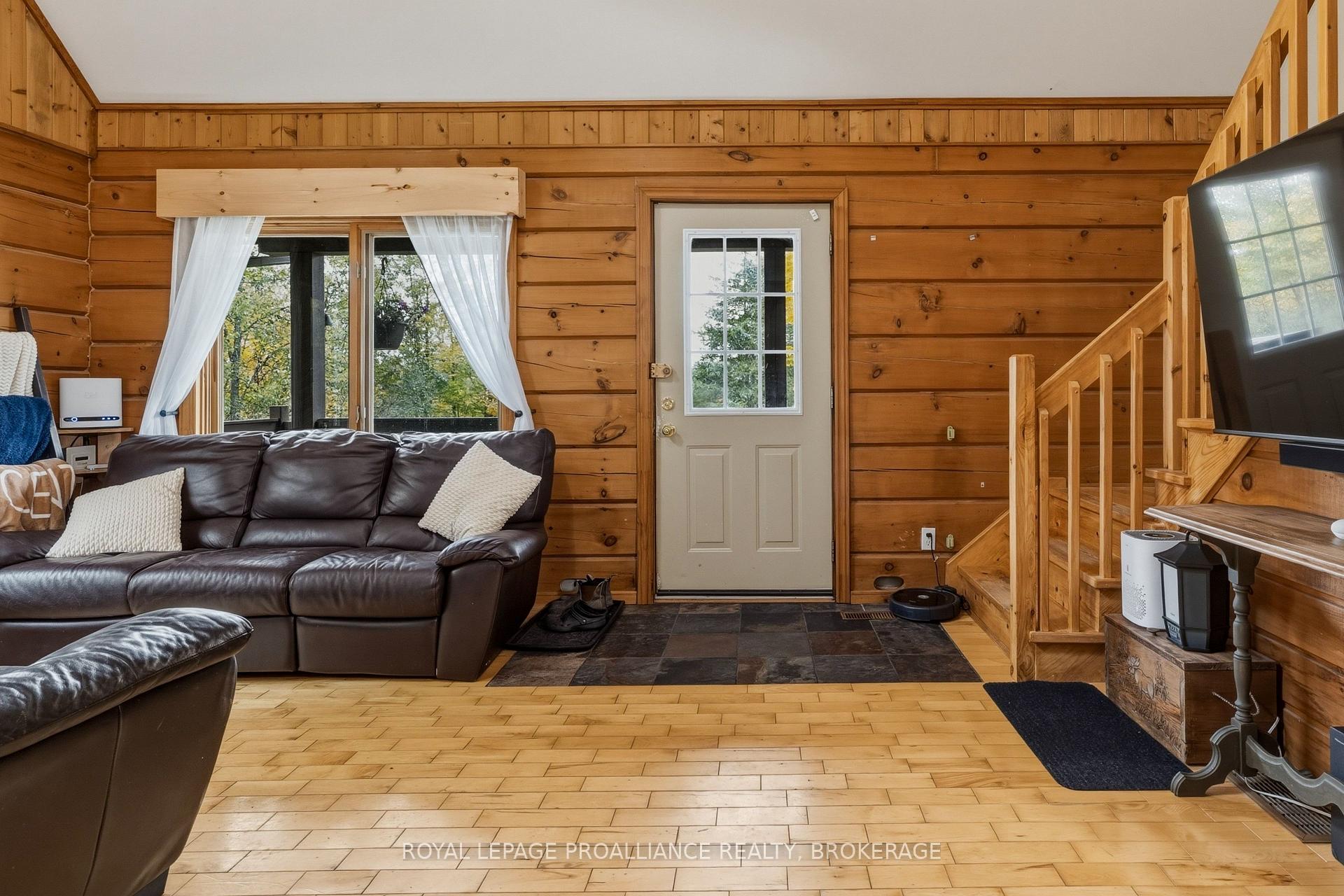 Photo 2 of 4973 Colebrook Road, Frontenac, Frontenac South — HOMEH