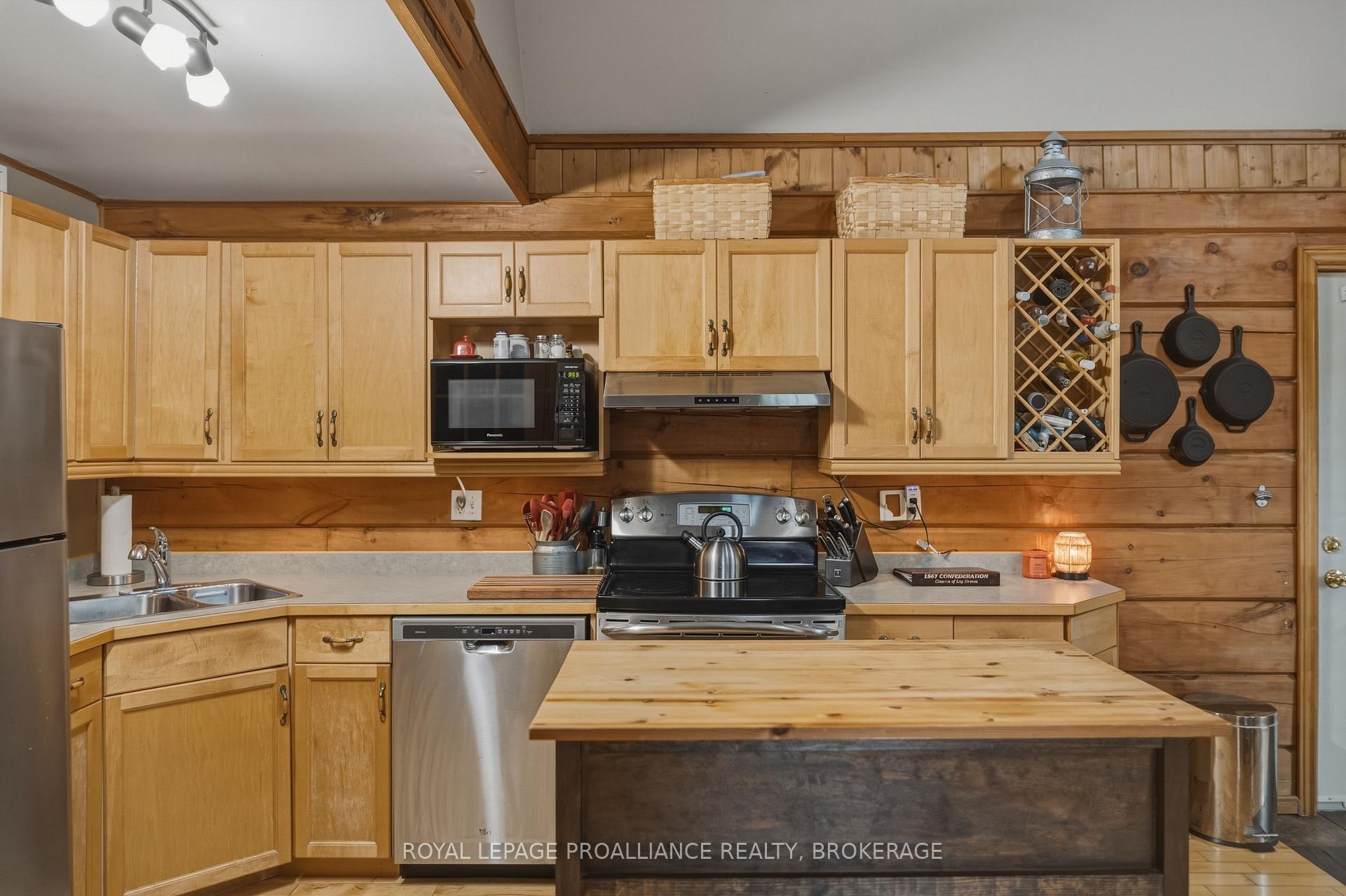 Photo 12 of 4973 Colebrook Road, Frontenac, Frontenac South — HOMEH