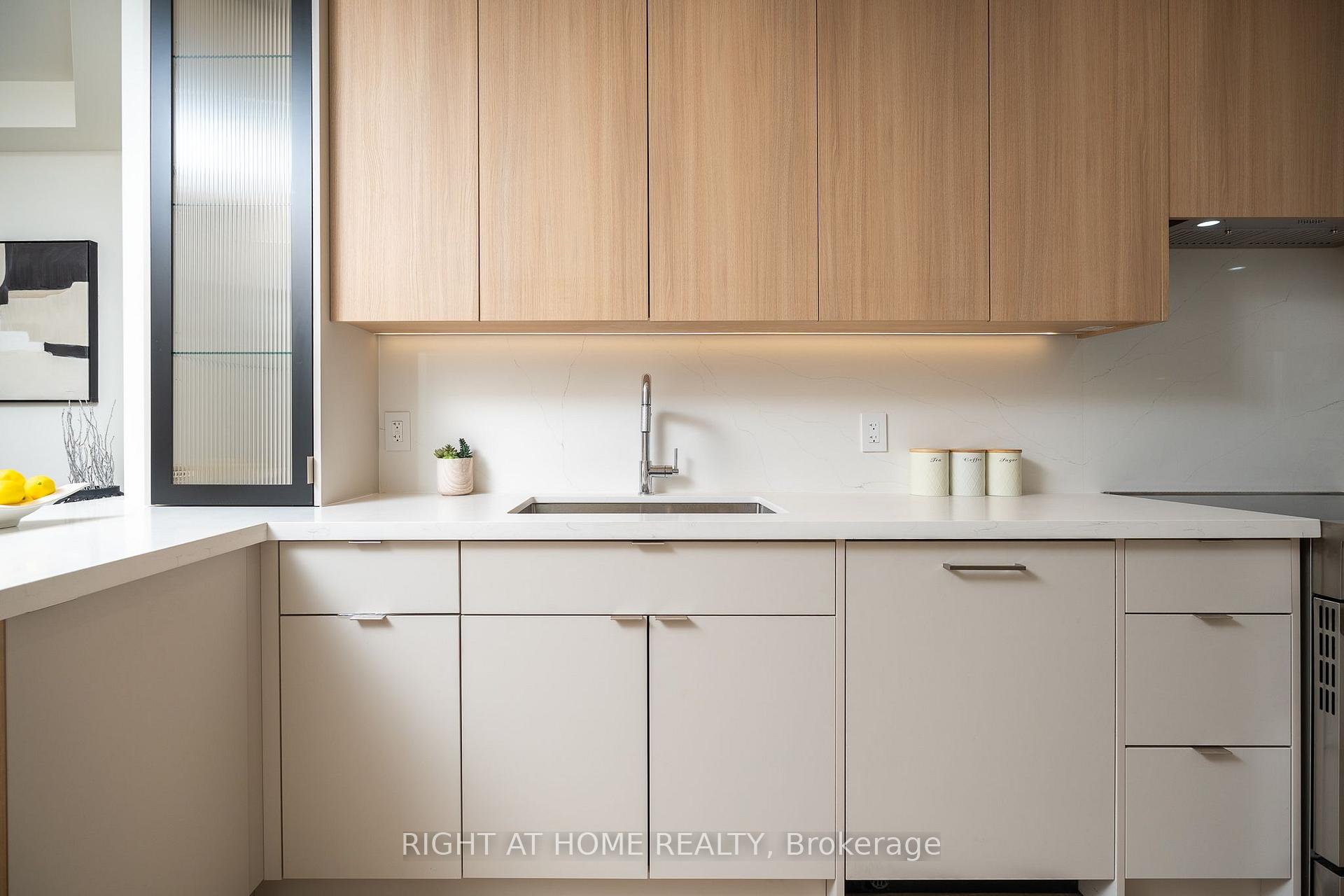 Photo 16 of 356 Woodfield Road, Toronto, Greenwood-Coxwell — HOMEH