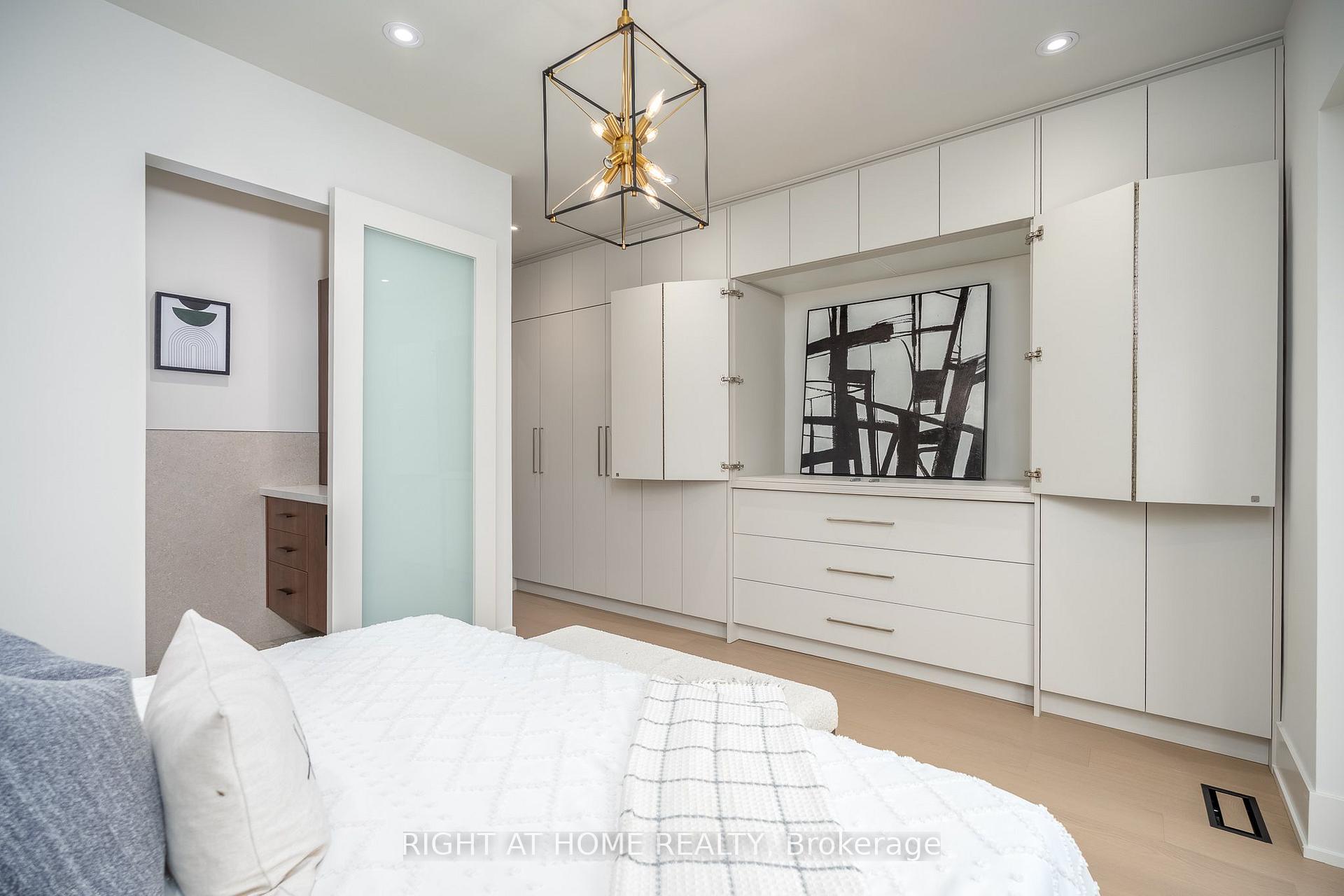 Photo 24 of 356 Woodfield Road, Toronto, Greenwood-Coxwell — HOMEH