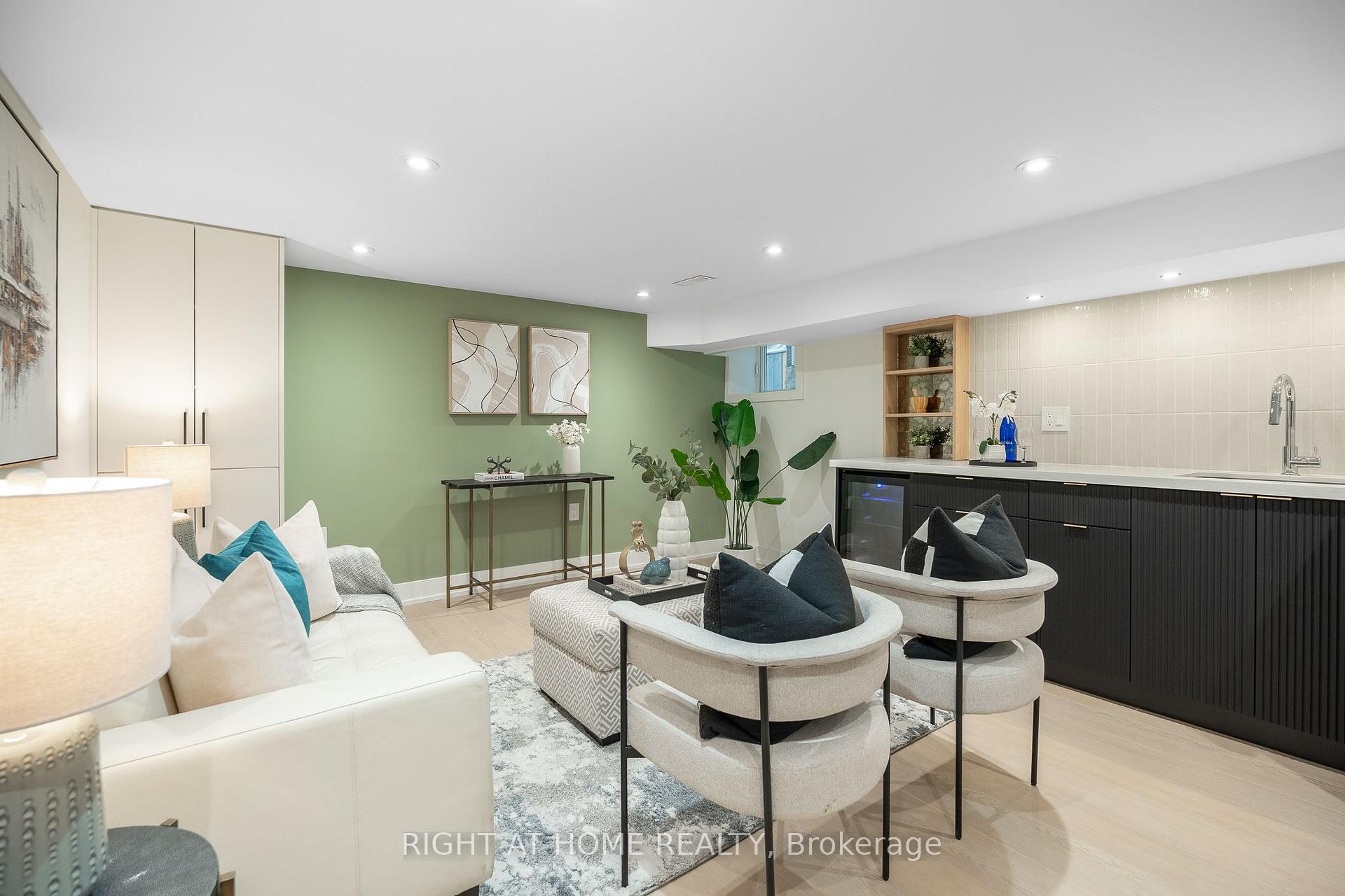 Photo 33 of 356 Woodfield Road, Toronto, Greenwood-Coxwell — HOMEH