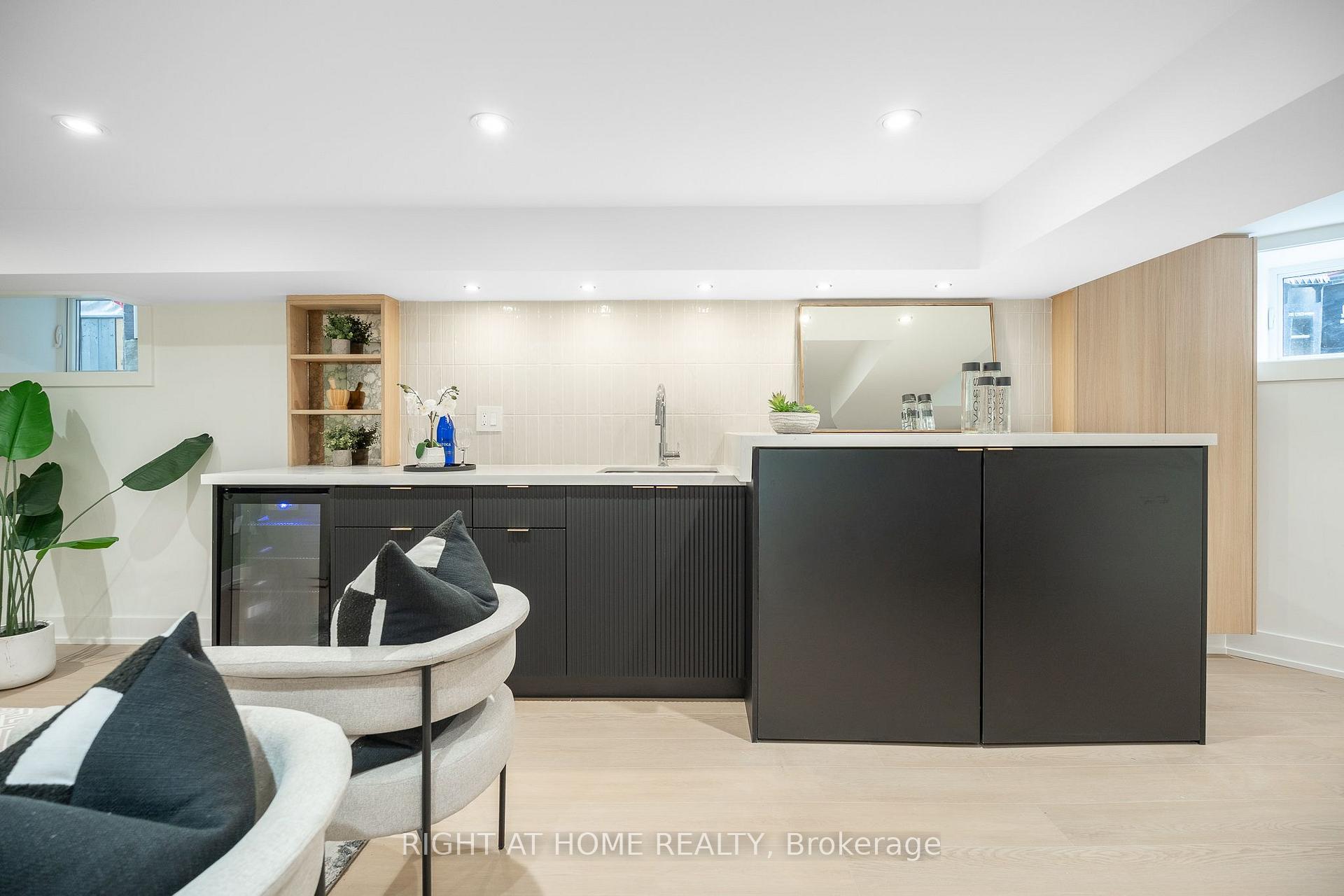 Photo 38 of 356 Woodfield Road, Toronto, Greenwood-Coxwell — HOMEH