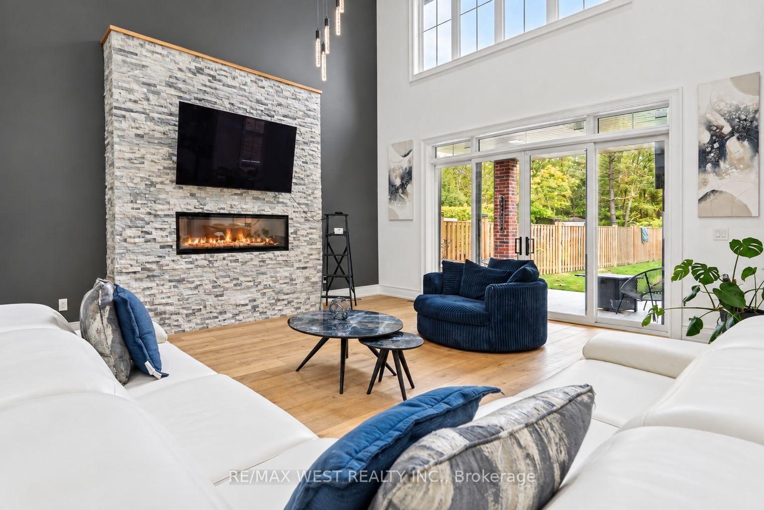 Photo 8 of 2019 Lilac Drive, Innisfil, Alcona — HOMEH