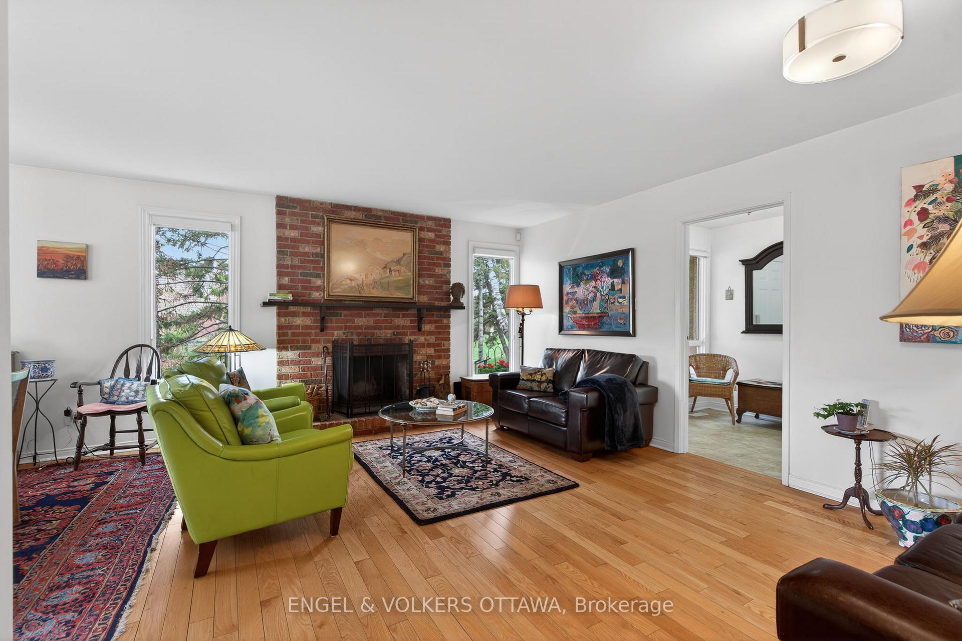 Photo 4 of Unit 77, 3344 Uplands Drive, Ottawa, Hunt Club — HOMEH