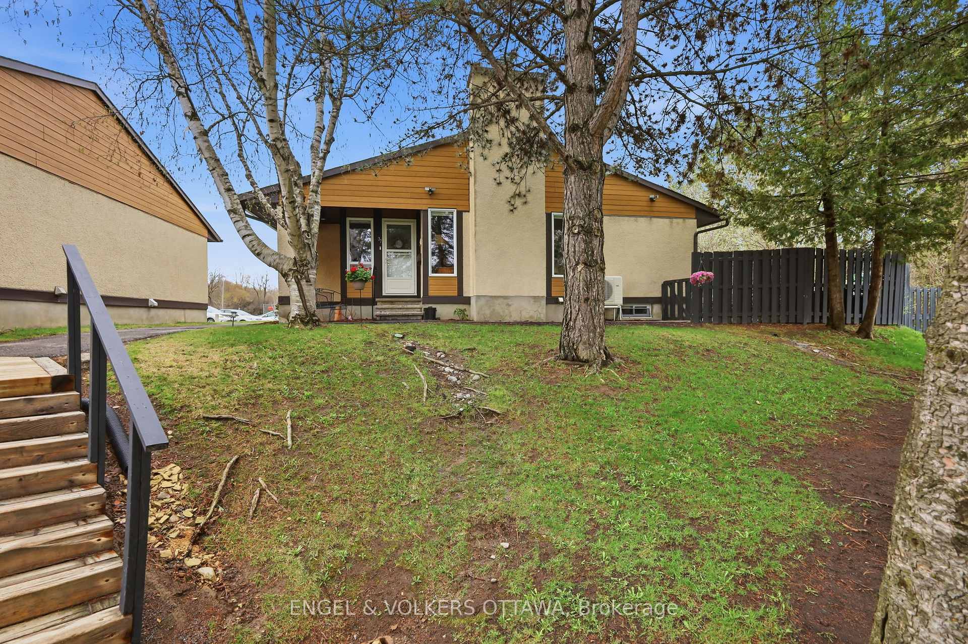 Photo 35 of Unit 77, 3344 Uplands Drive, Ottawa, Hunt Club — HOMEH