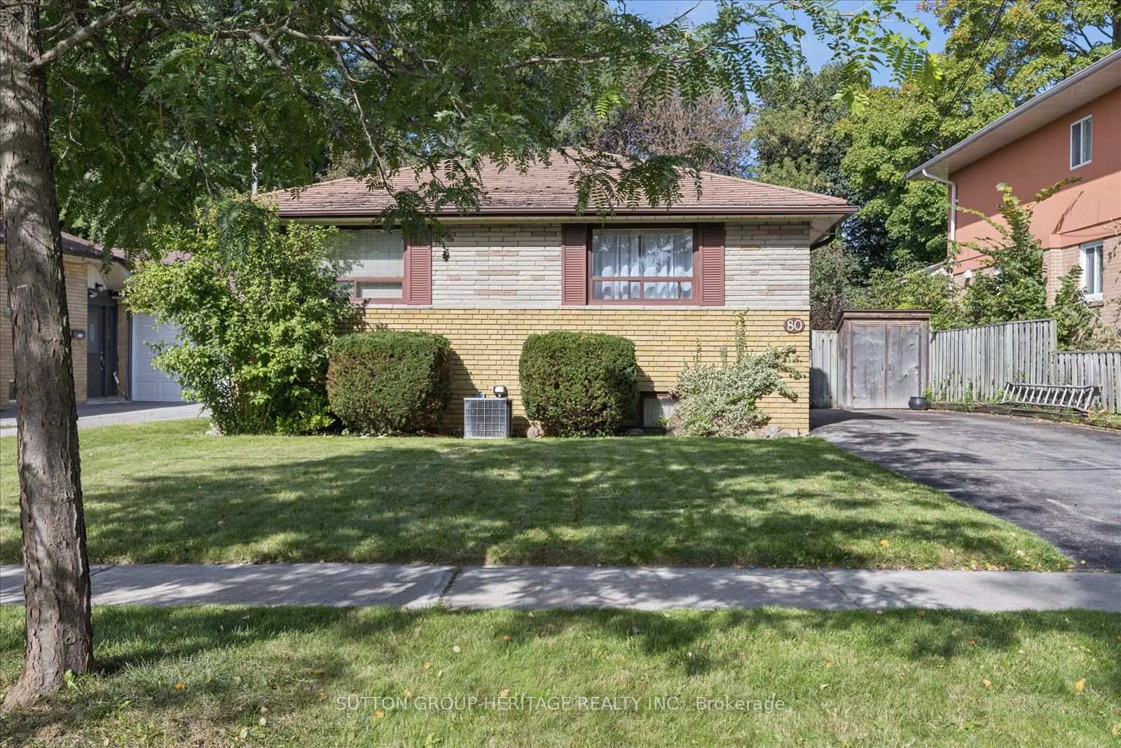 Photo 4 of 80 Applefield Drive, Scarborough, Bendale — HOMEH