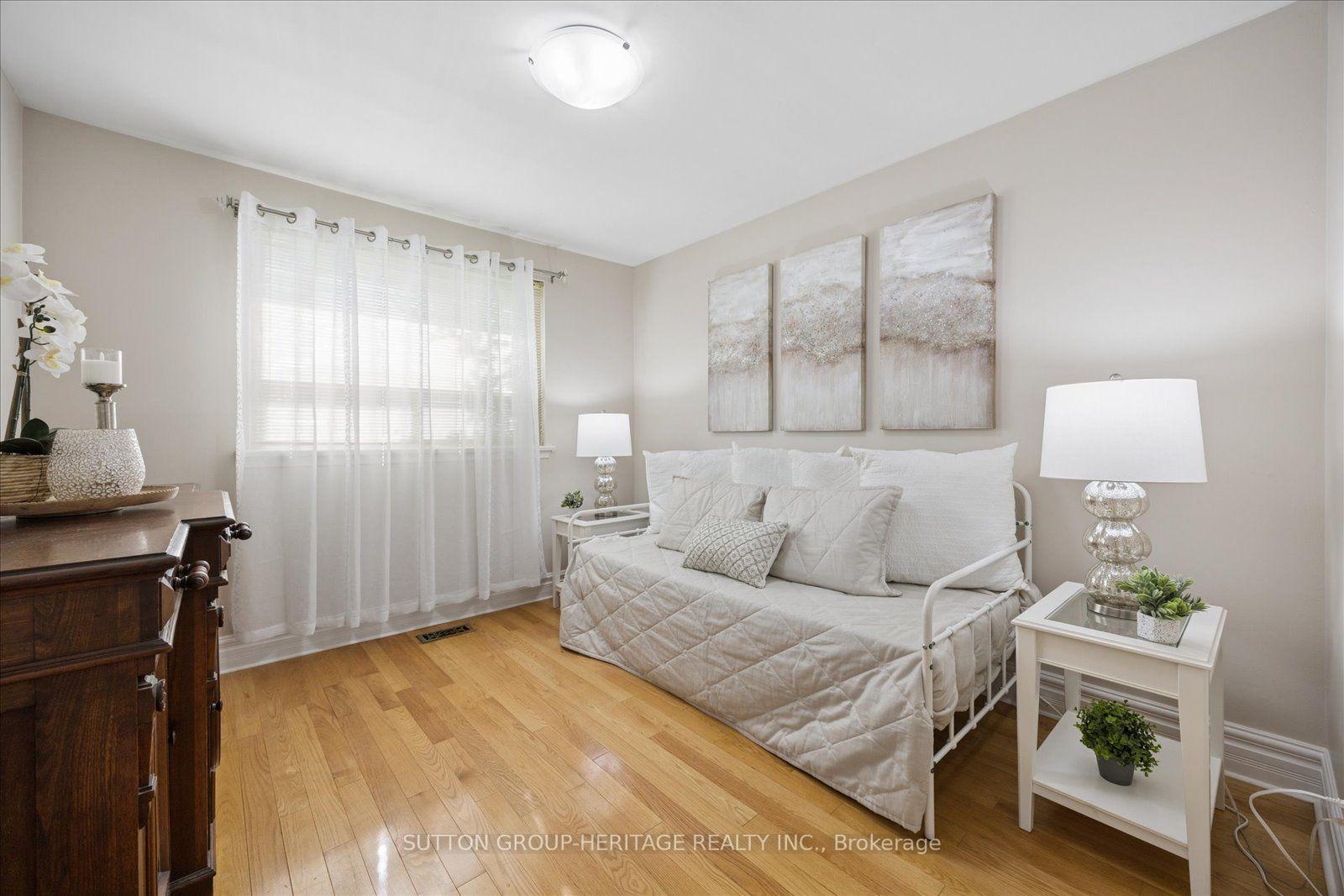 Photo 22 of 80 Applefield Drive, Scarborough, Bendale — HOMEH