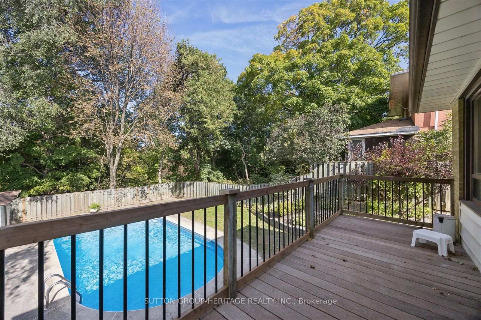 Photo 35 of 80 Applefield Drive, Scarborough, Bendale — HOMEH