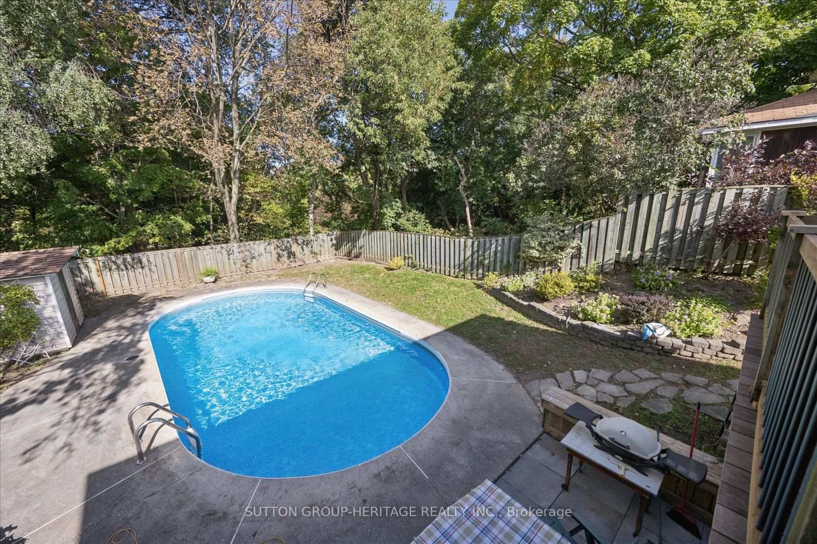 Photo 36 of 80 Applefield Drive, Scarborough, Bendale — HOMEH