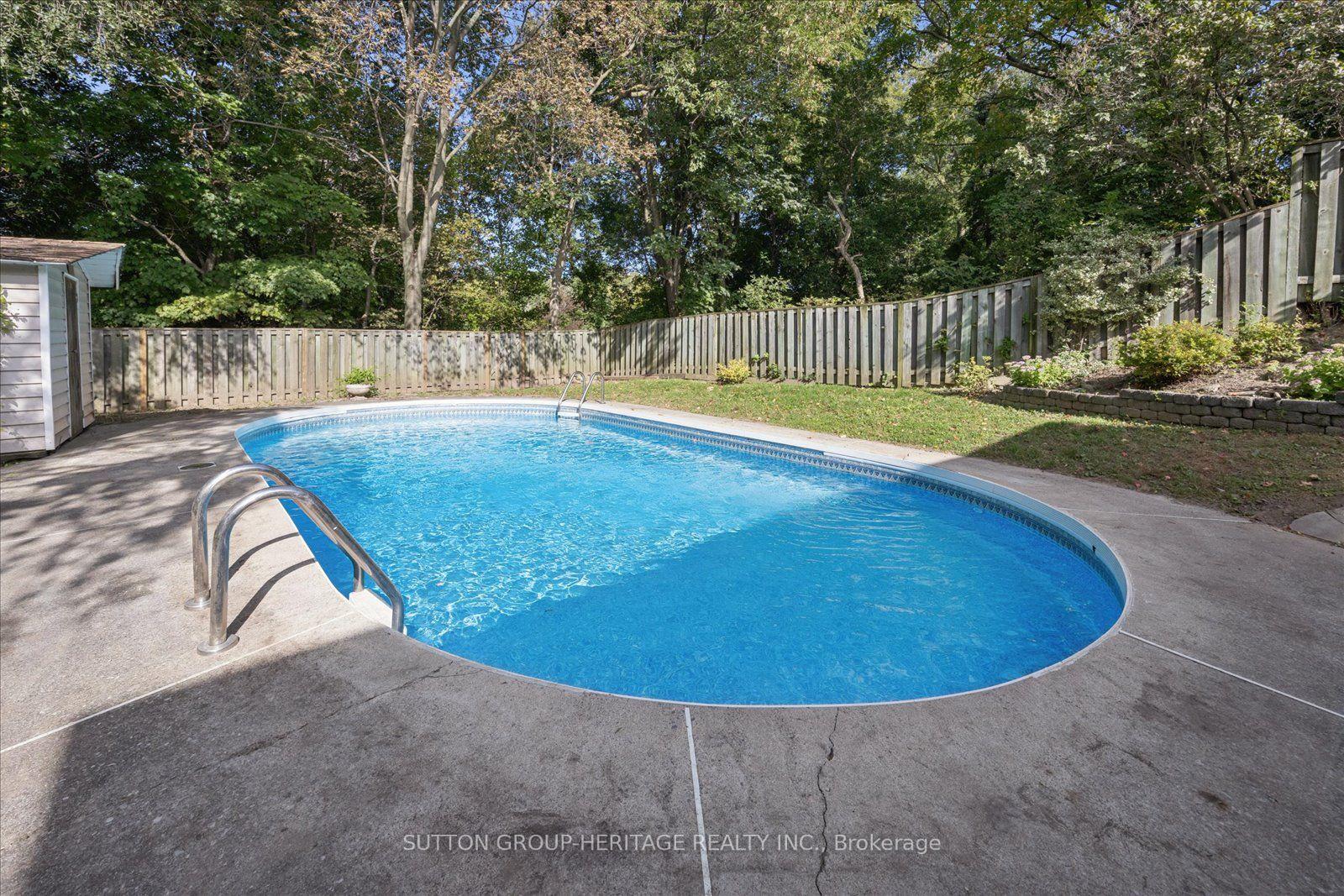 Photo 41 of 80 Applefield Drive, Scarborough, Bendale — HOMEH