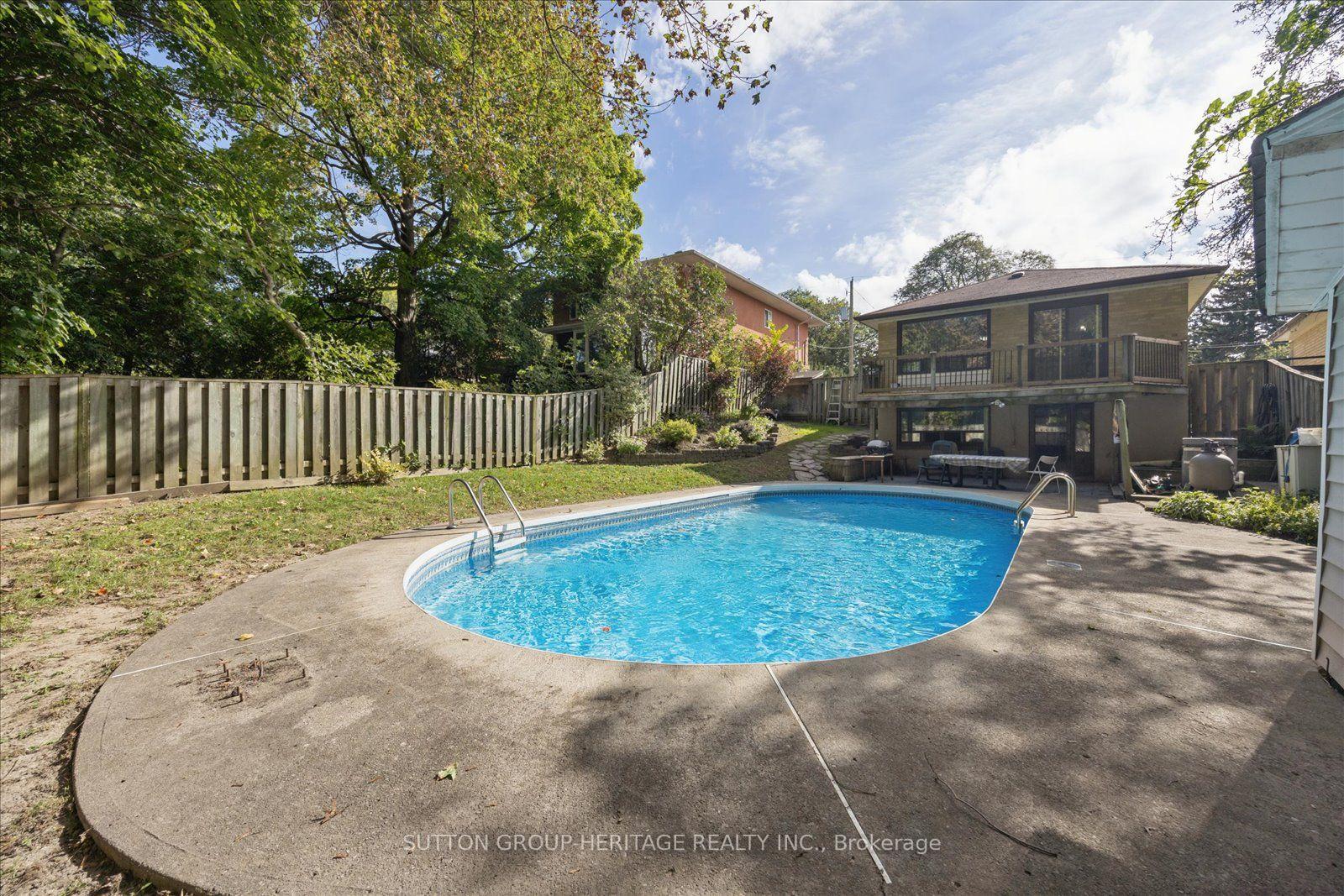 Photo 42 of 80 Applefield Drive, Scarborough, Bendale — HOMEH