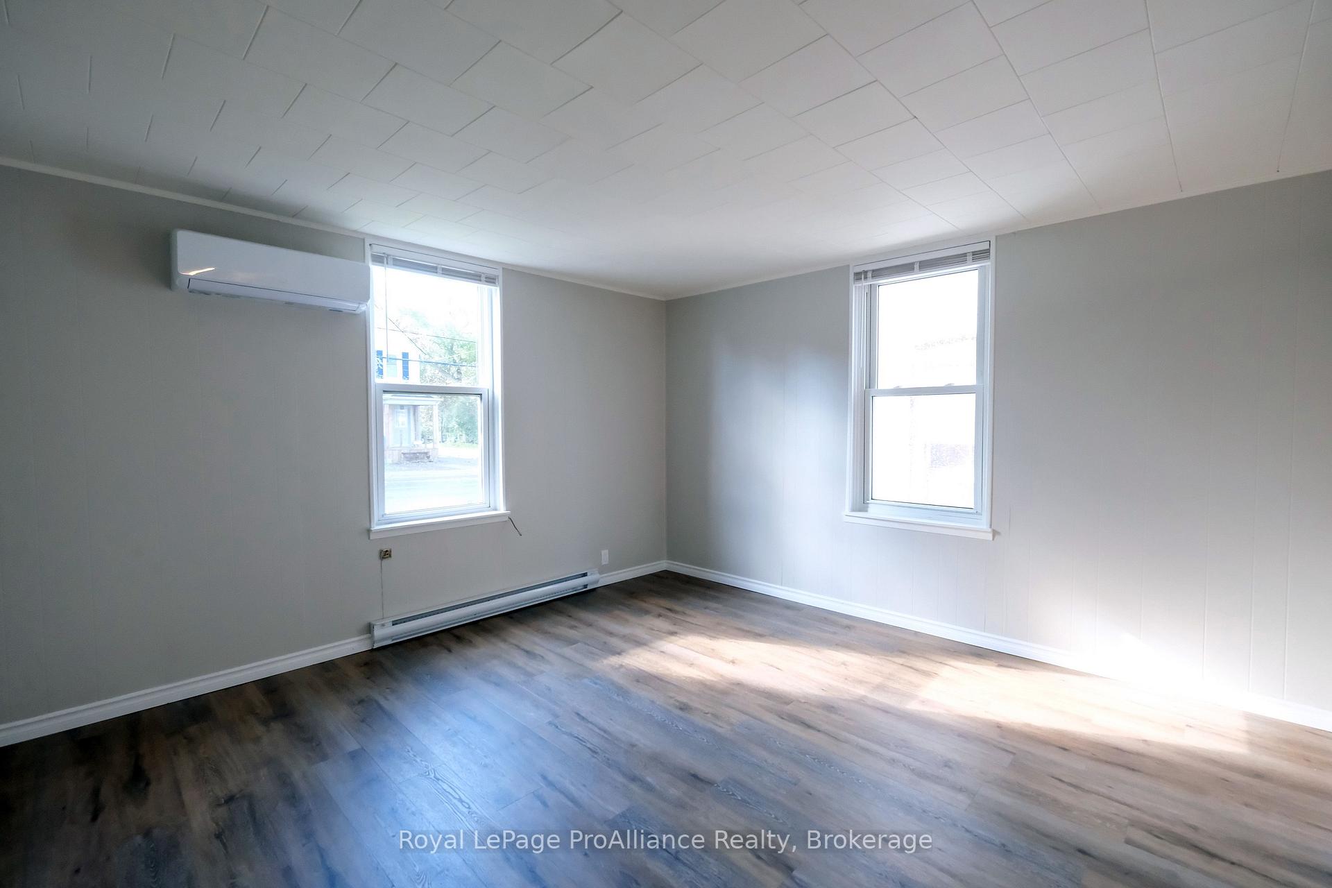 Photo 13 of 395 Bleecker Avenue, Belleville, Belleville Ward — HOMEH
