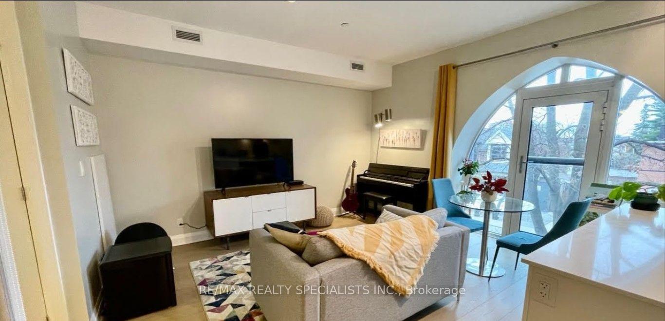 Photo of Unit 210, 243 Perth Avenue