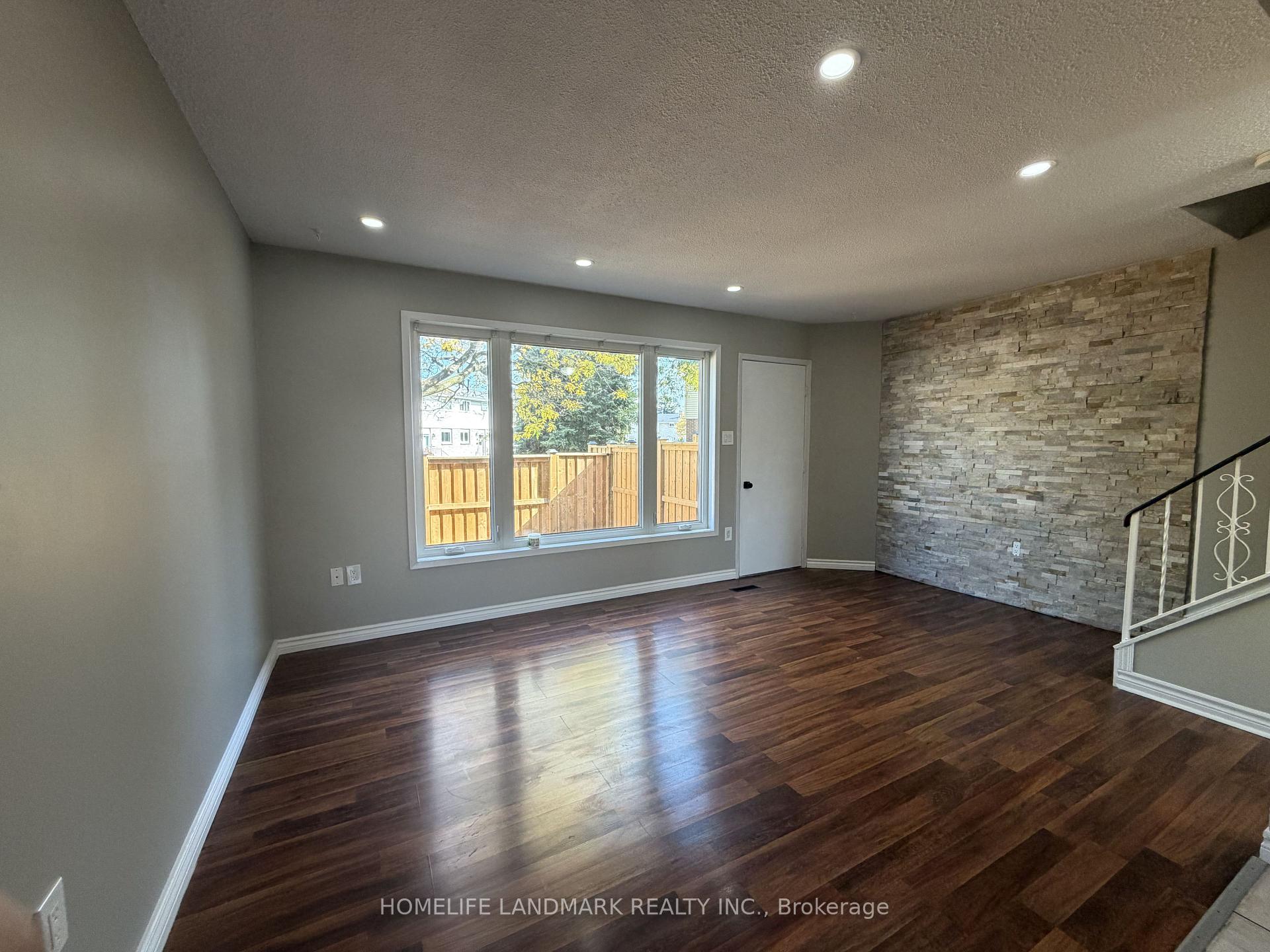 Photo 10 of Unit 60, 120 Quigley Road, Hamilton, Vincent — HOMEH