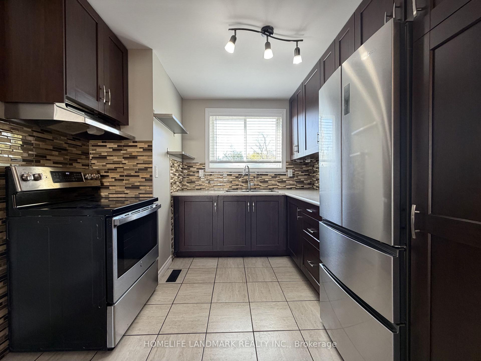 Photo 15 of Unit 60, 120 Quigley Road, Hamilton, Vincent — HOMEH