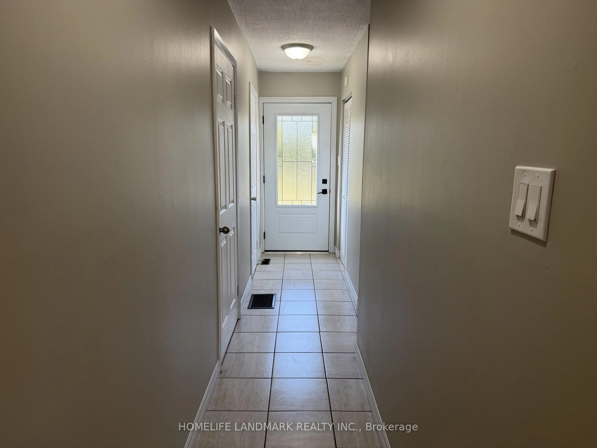 Photo 11 of Unit 60, 120 Quigley Road, Hamilton, Vincent — HOMEH