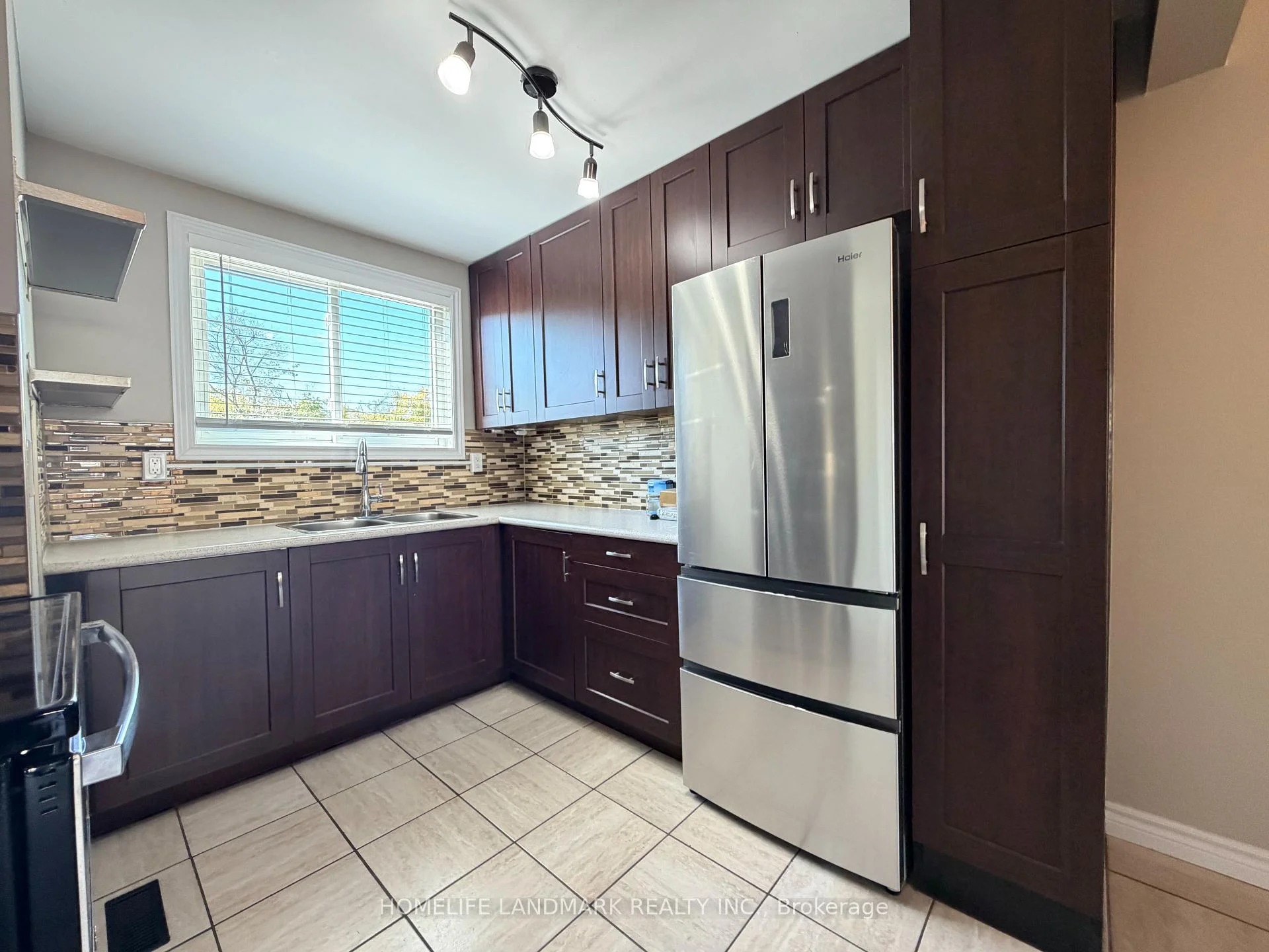 Photo 21 of Unit 60, 120 Quigley Road, Hamilton, Vincent — HOMEH