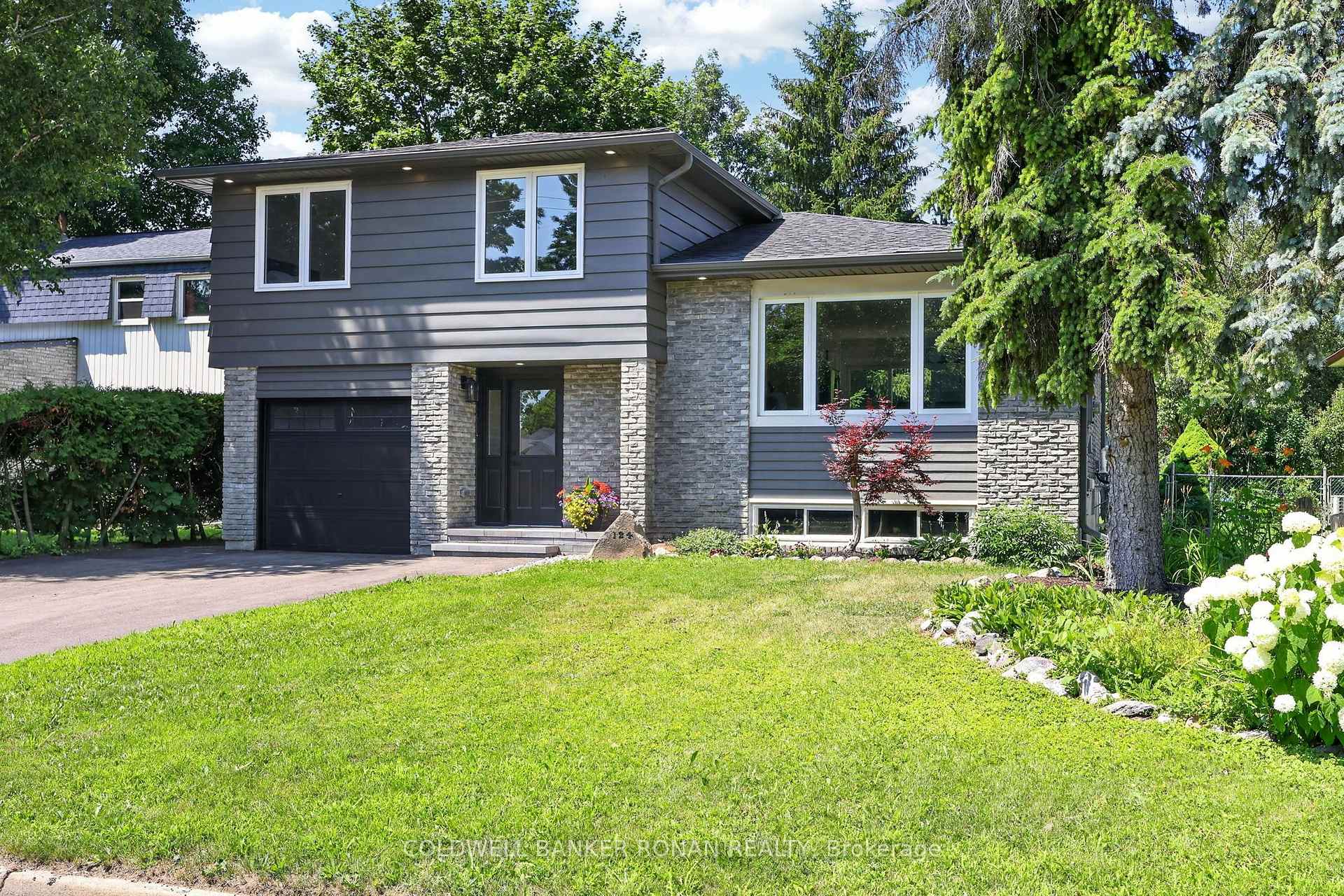 Photo 2 of 124 King Street S, New Tecumseth, Alliston — HOMEH