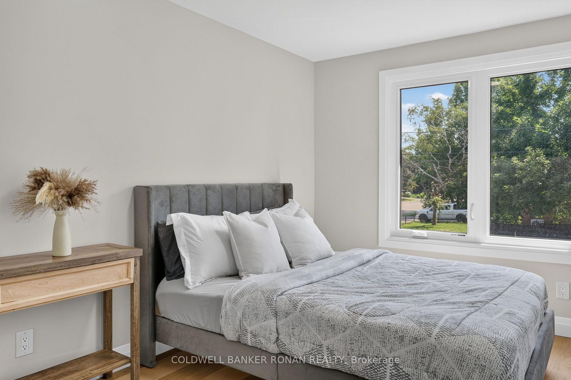 Photo 20 of 124 King Street S, New Tecumseth, Alliston — HOMEH