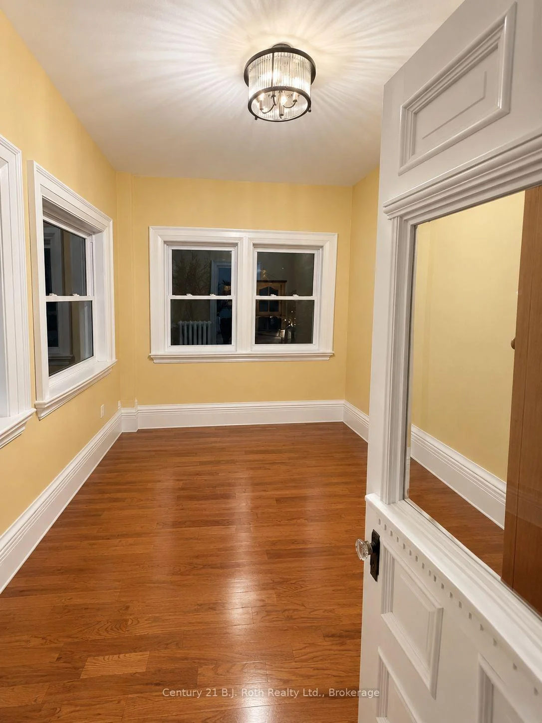 Photo 11 of Unit B, 422 King Street, Midland — HOMEH