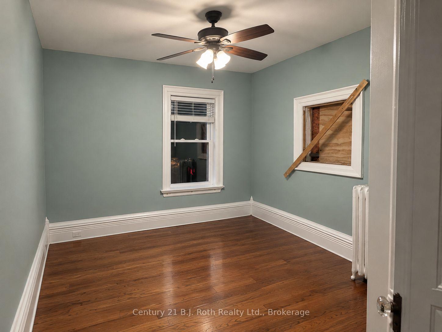 Photo 12 of Unit B, 422 King Street, Midland — HOMEH