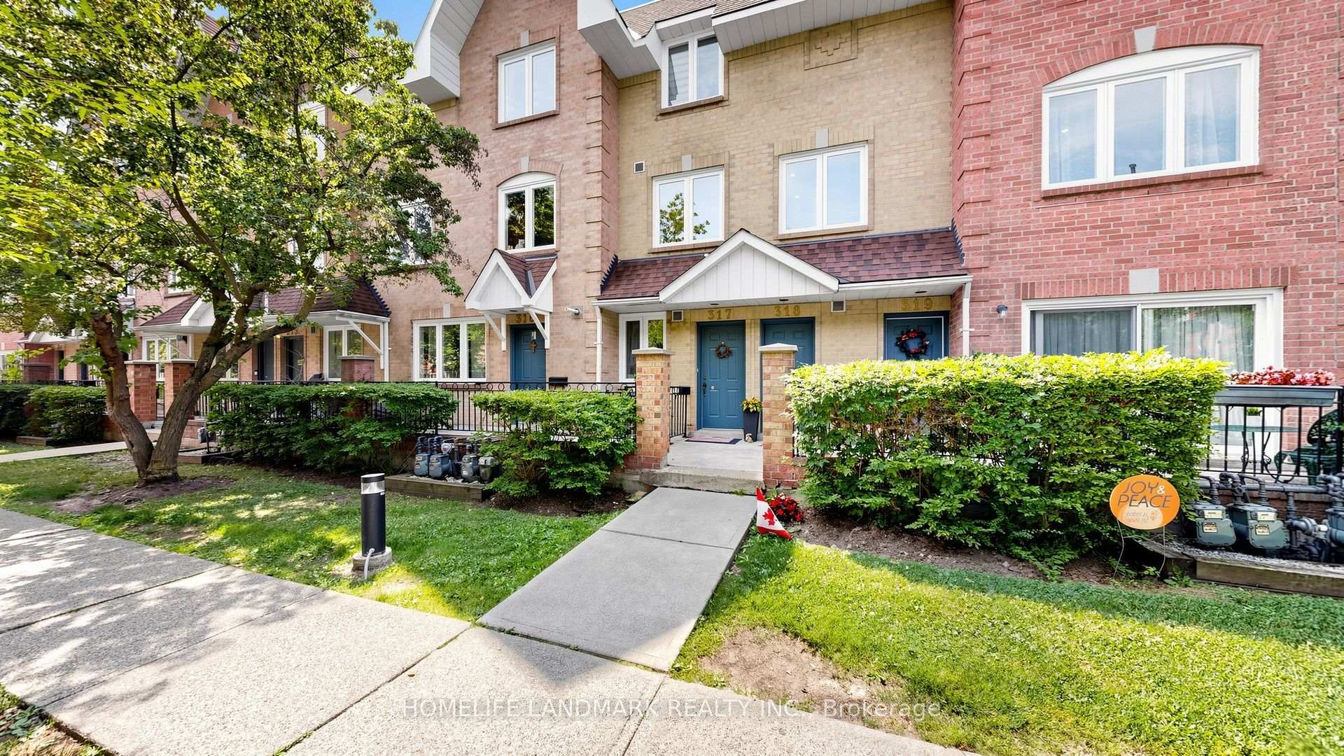 Photo of Unit 318, 75 Weldrick Road E
