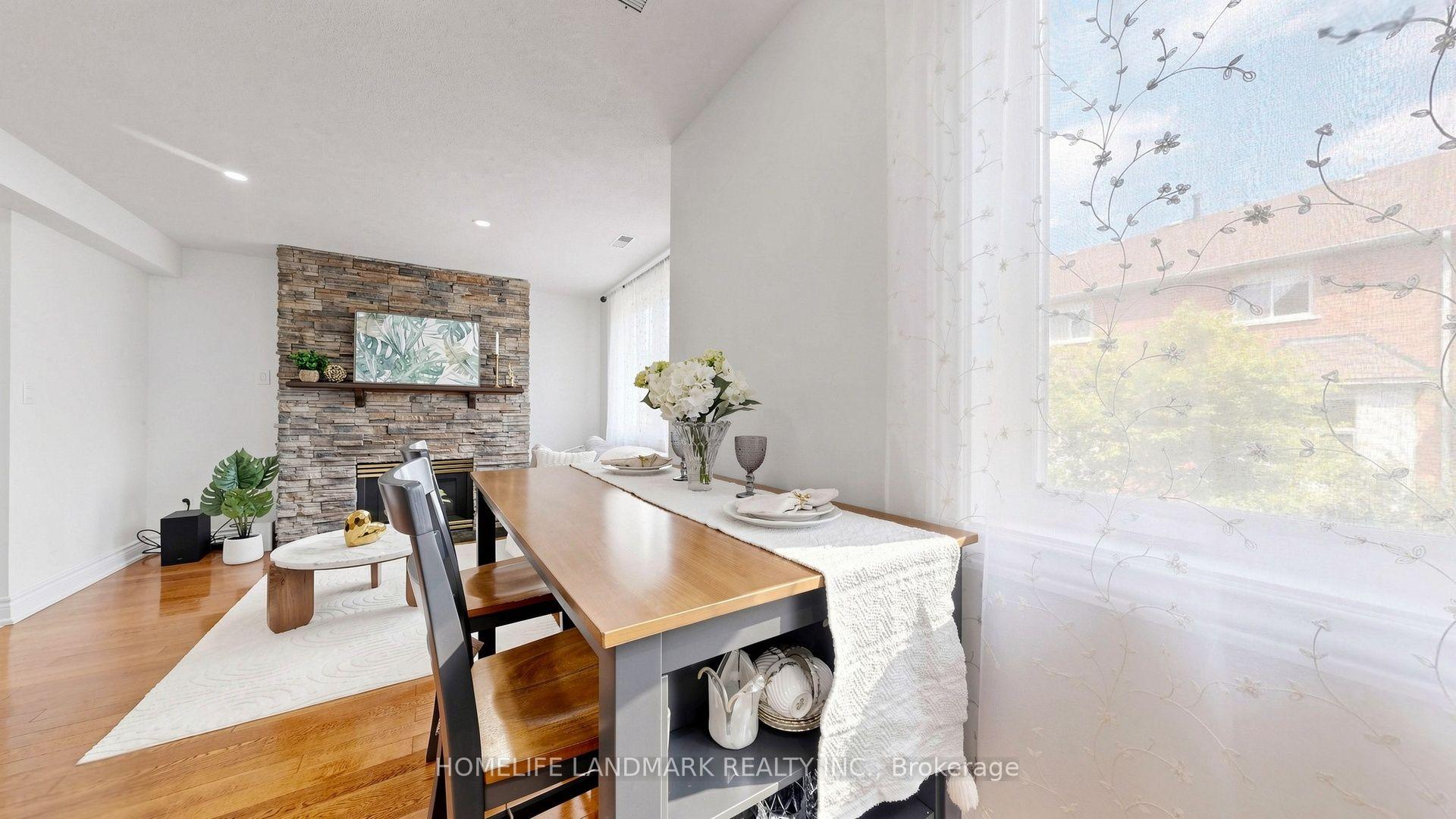 Photo 7 of Unit 318, 75 Weldrick Road E, Richmond Hill, Observatory — HOMEH