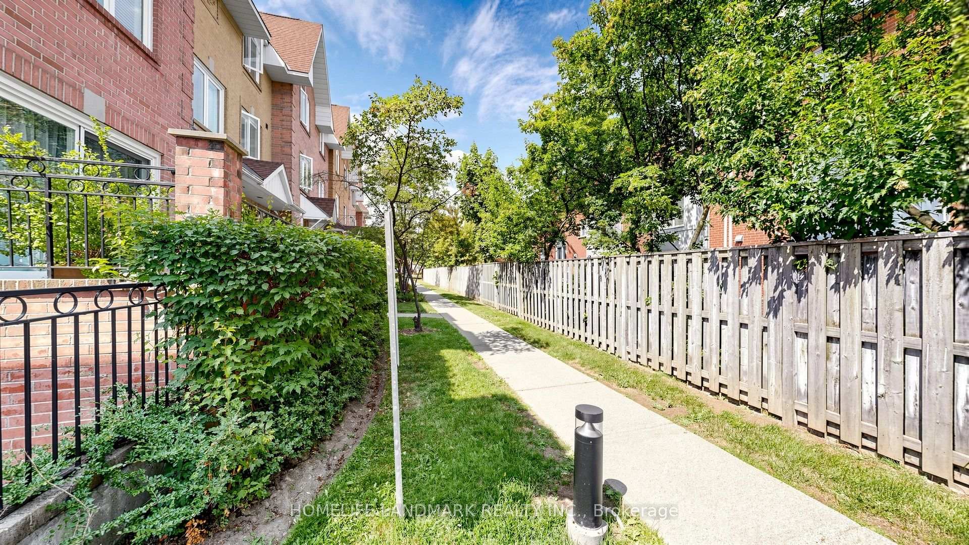 Photo 35 of Unit 318, 75 Weldrick Road E, Richmond Hill, Observatory — HOMEH