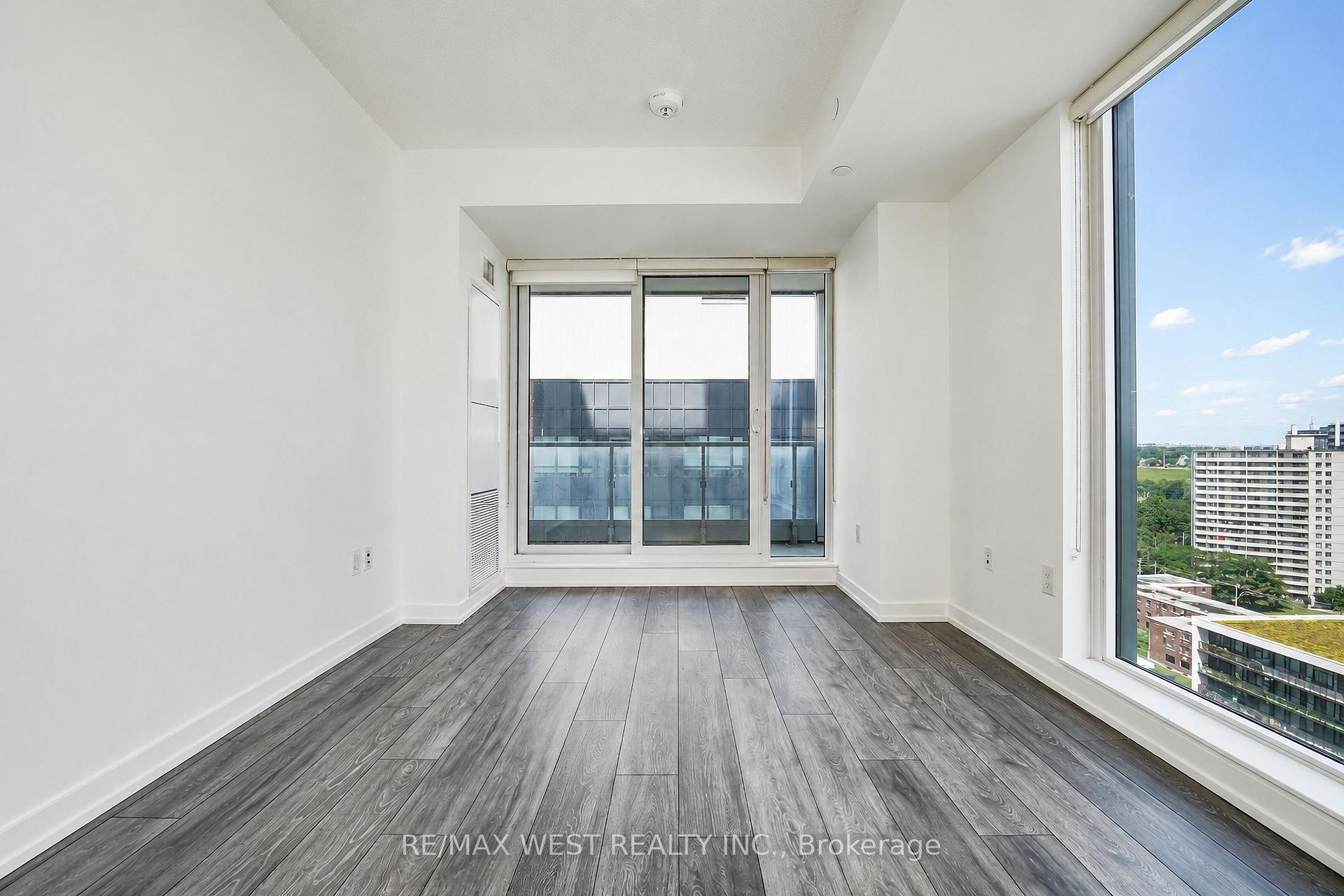 Photo 4 of Unit 11, 225 Sumach Street, Toronto, Regent Park — HOMEH