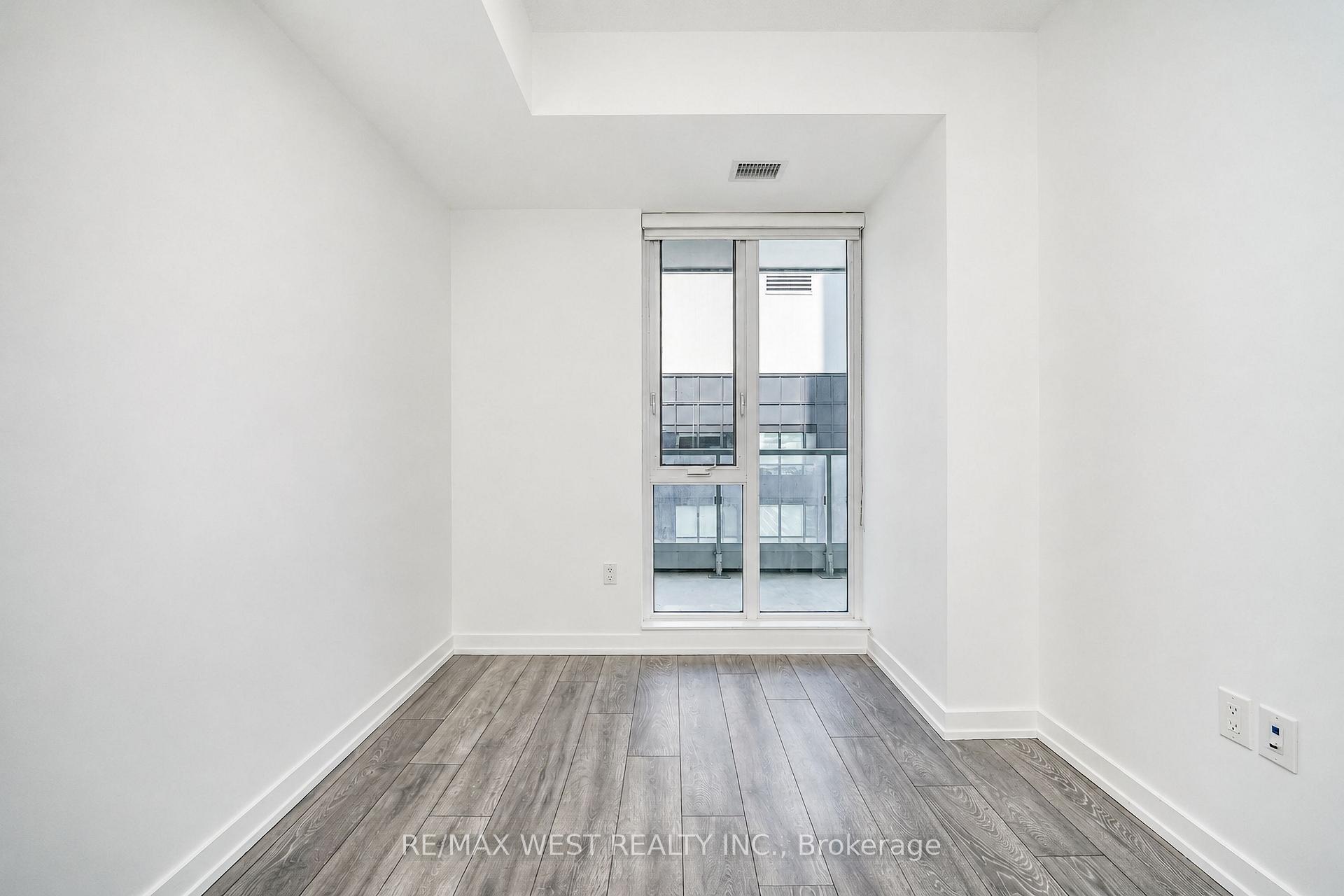 Photo 6 of Unit 11, 225 Sumach Street, Toronto, Regent Park — HOMEH