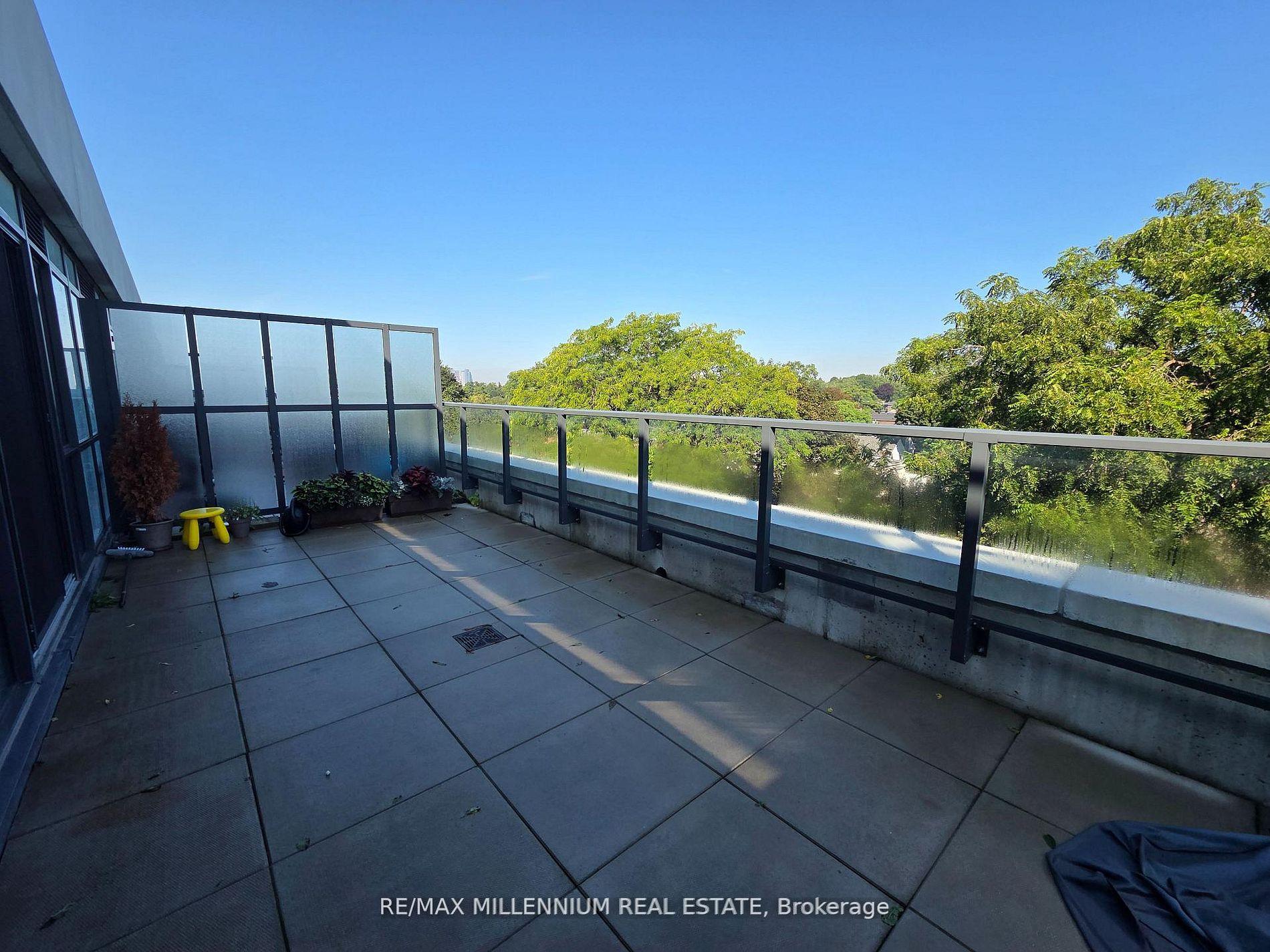 Photo 15 of Unit 608, 1630 Queen Street E, Toronto, The Beaches — HOMEH