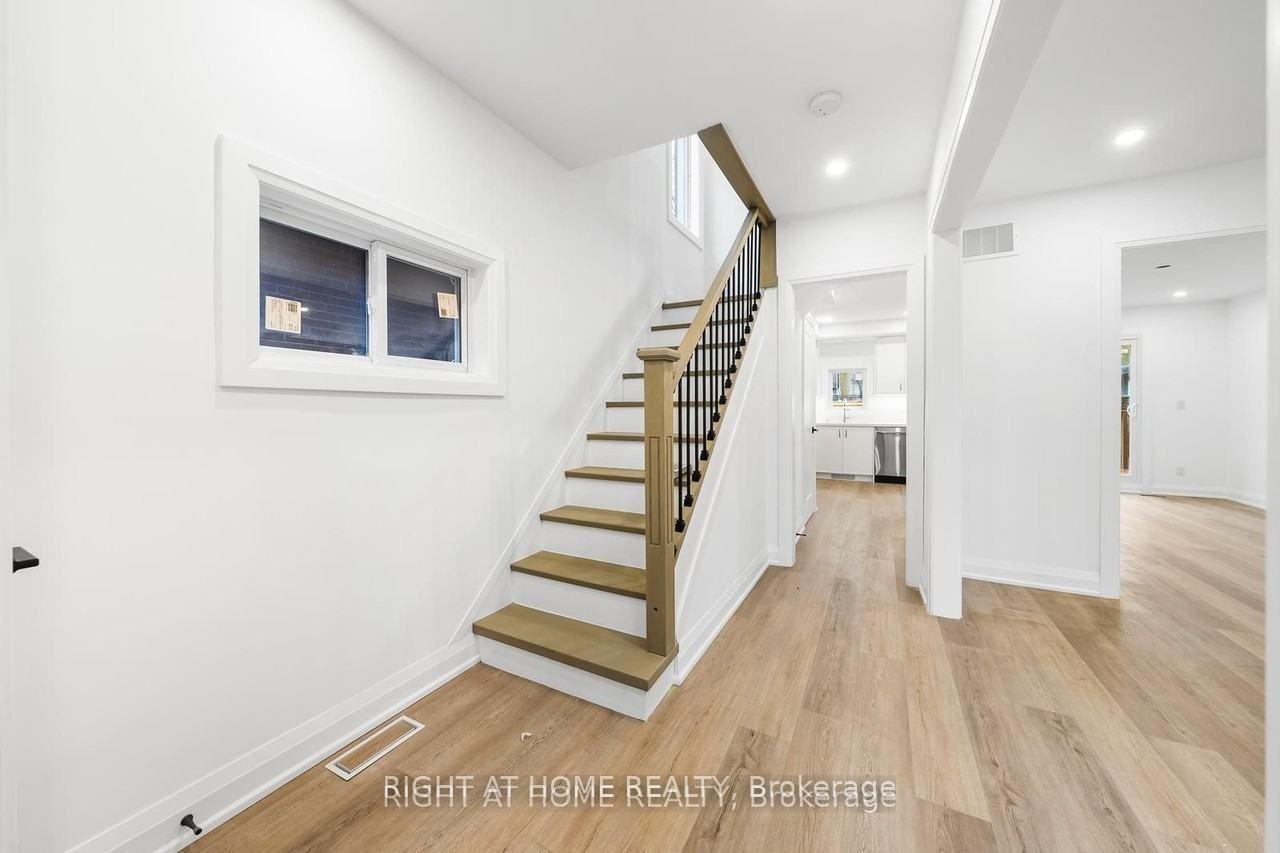 Photo 9 of 147 Forman Avenue, Toronto, Mount Pleasant East — HOMEH