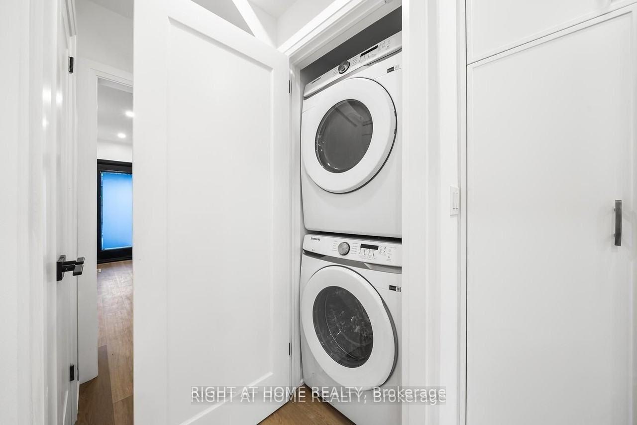 Photo 10 of 147 Forman Avenue, Toronto, Mount Pleasant East — HOMEH