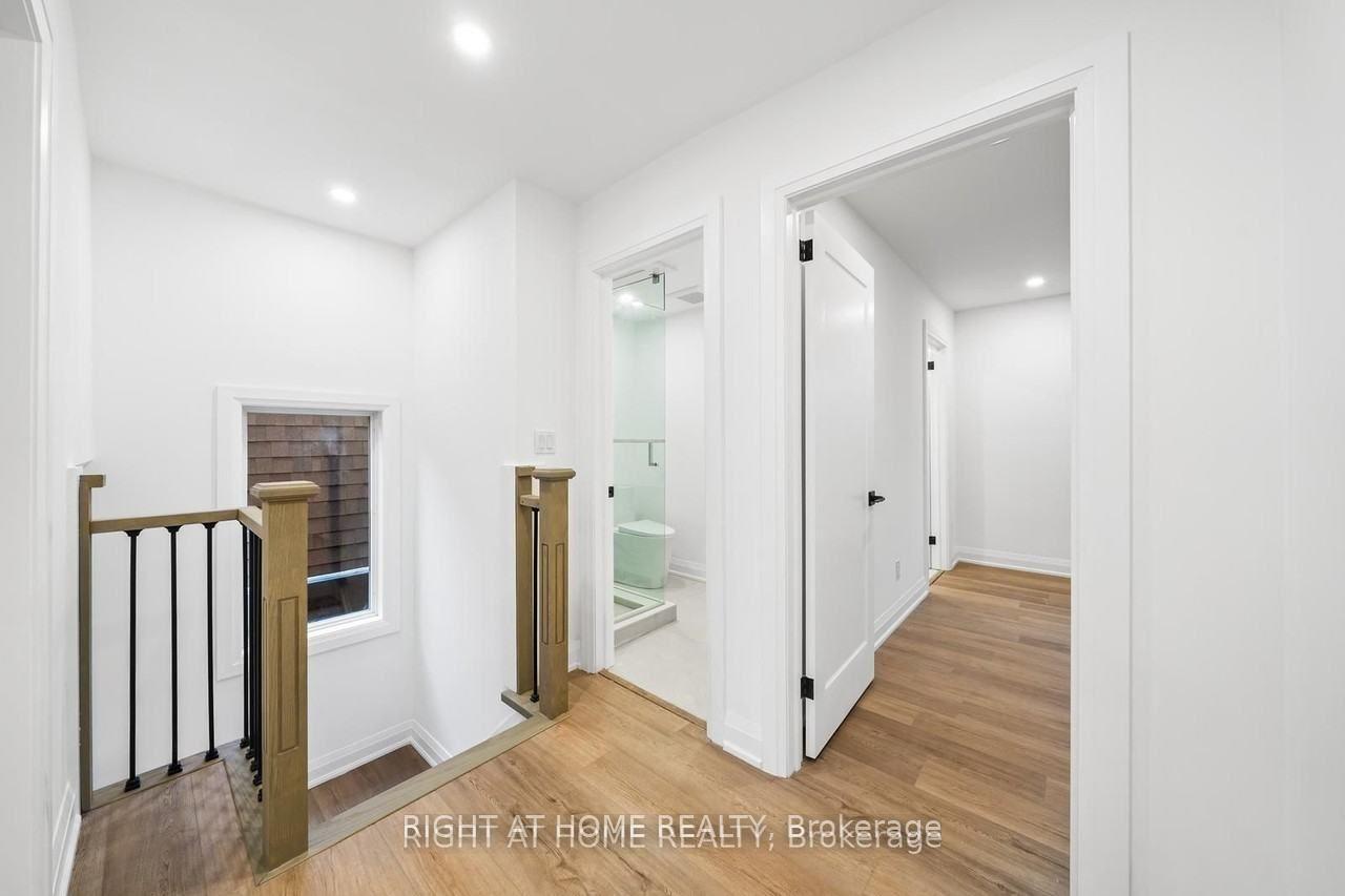 Photo 11 of 147 Forman Avenue, Toronto, Mount Pleasant East — HOMEH