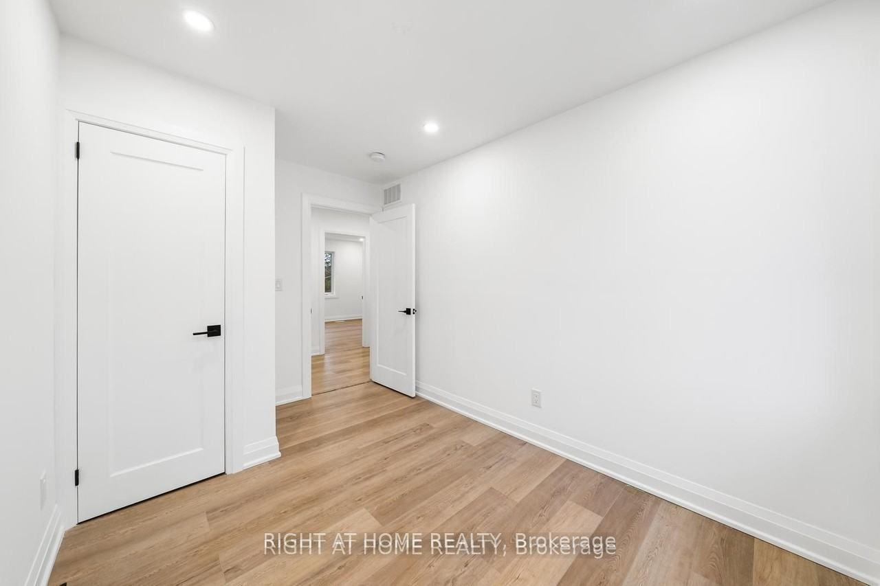 Photo 17 of 147 Forman Avenue, Toronto, Mount Pleasant East — HOMEH