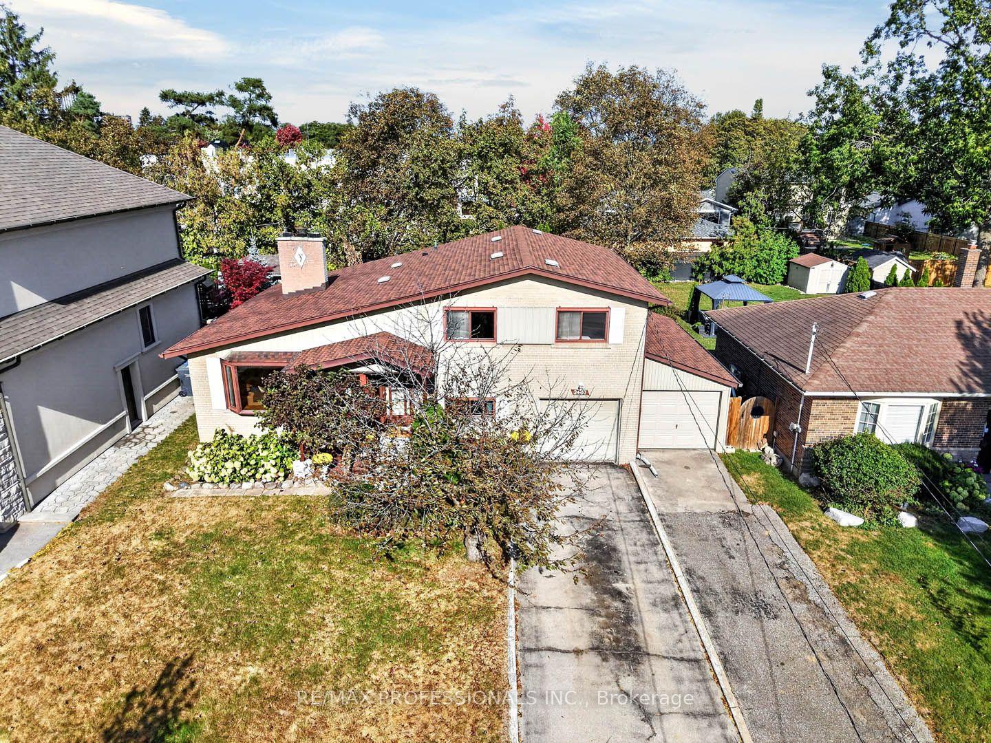 Photo 36 of 2467 Edenhurst Drive, Mississauga, Cooksville — HOMEH