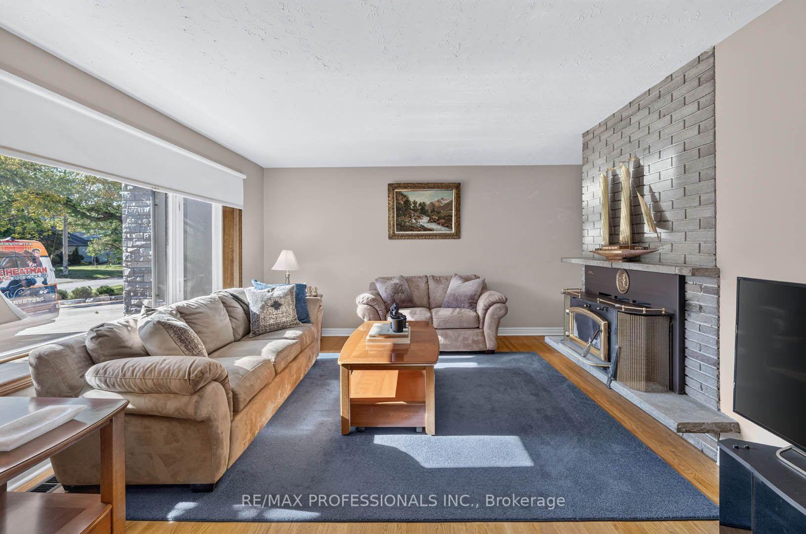 Photo 5 of 2467 Edenhurst Drive, Mississauga, Cooksville — HOMEH