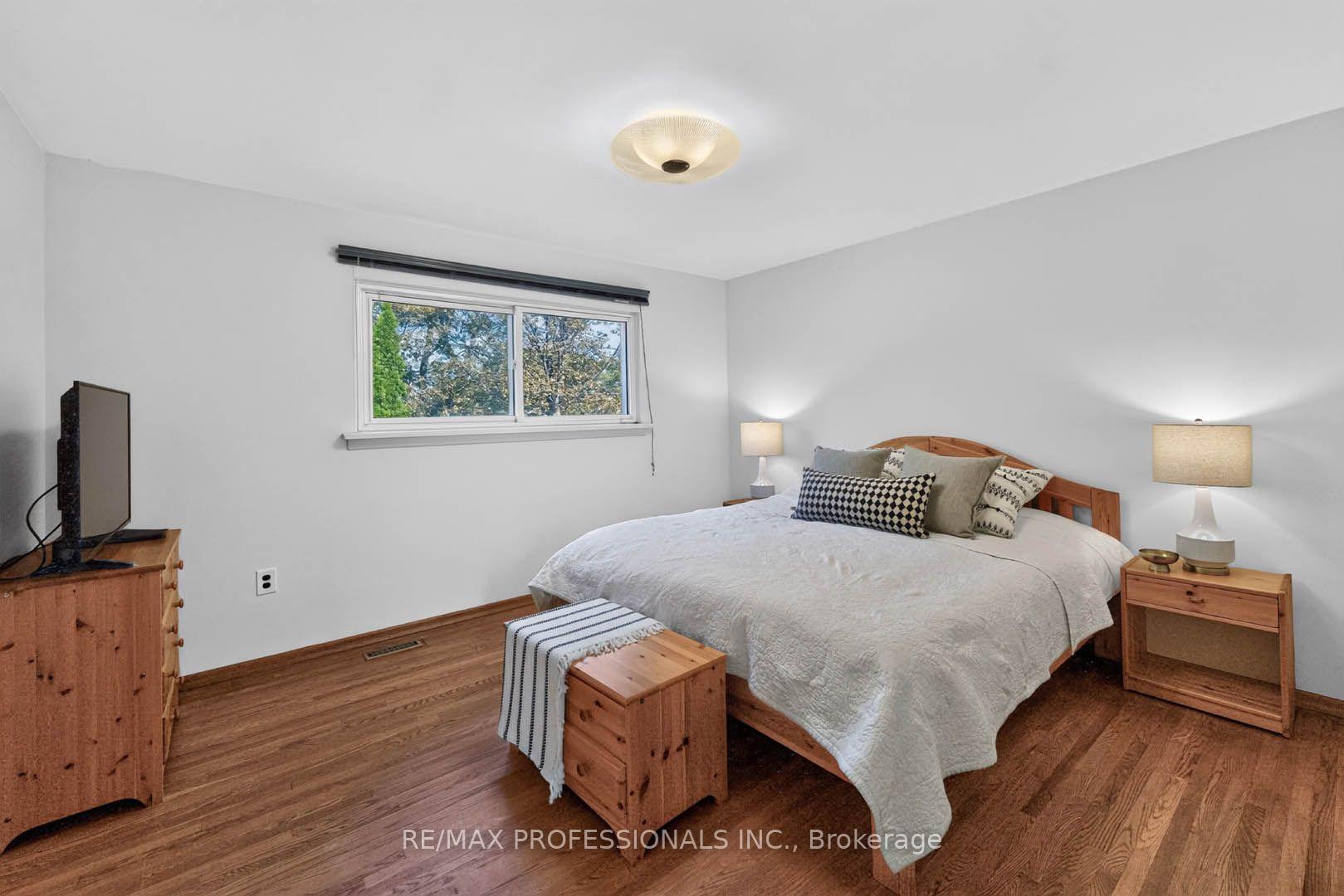Photo 14 of 2467 Edenhurst Drive, Mississauga, Cooksville — HOMEH