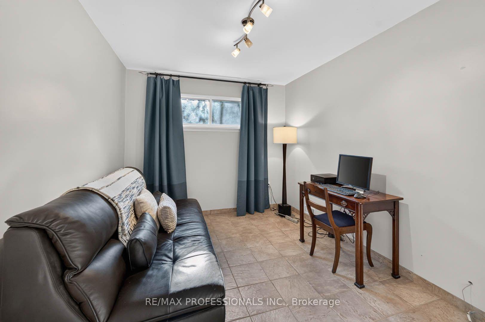 Photo 23 of 2467 Edenhurst Drive, Mississauga, Cooksville — HOMEH