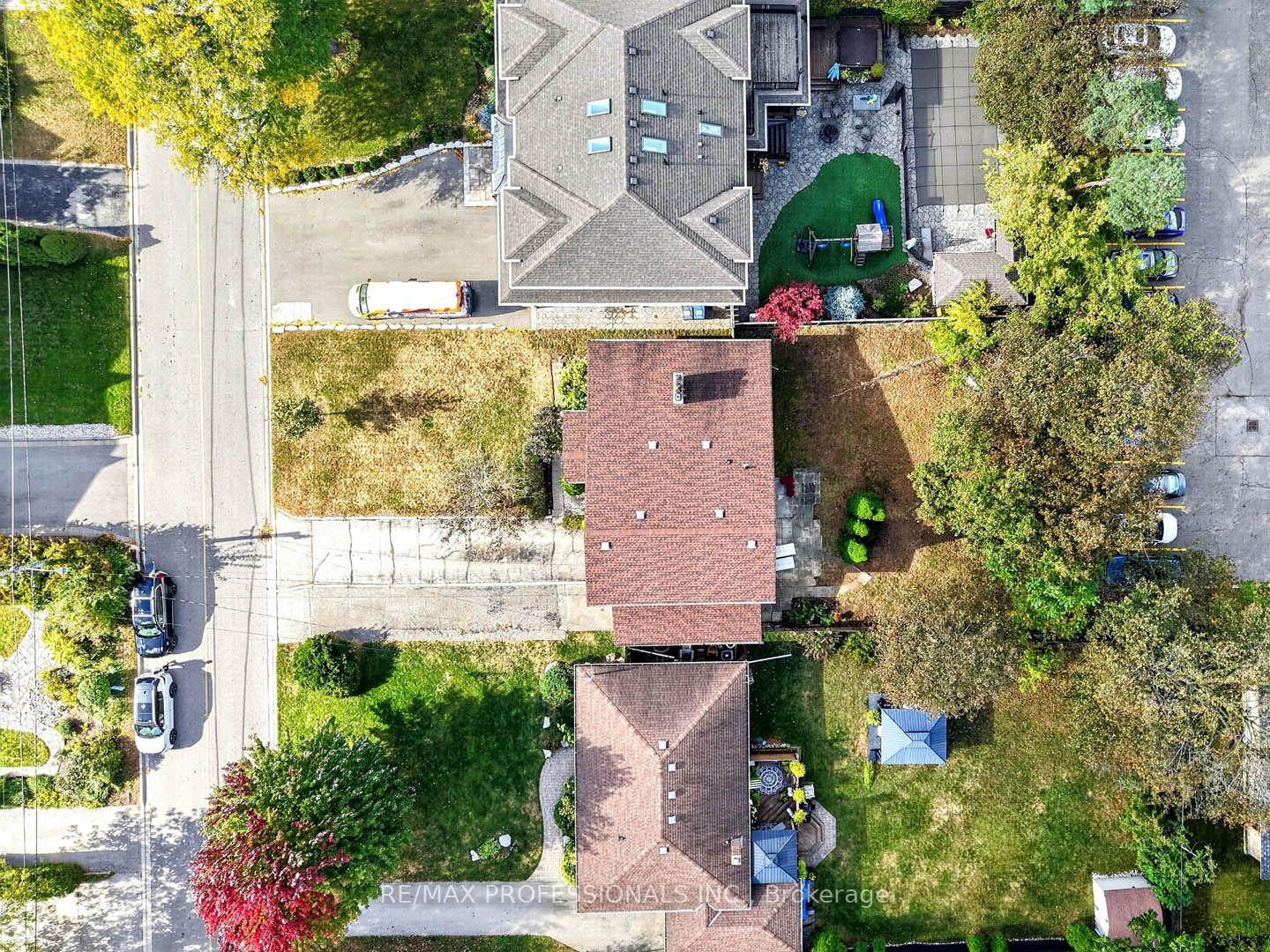 Photo 40 of 2467 Edenhurst Drive, Mississauga, Cooksville — HOMEH