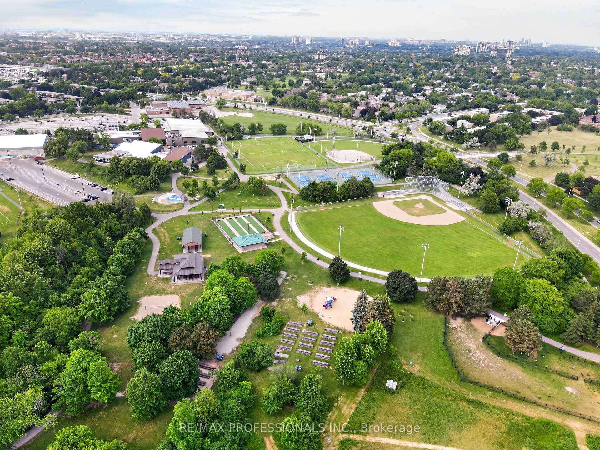 Photo 43 of 2467 Edenhurst Drive, Mississauga, Cooksville — HOMEH